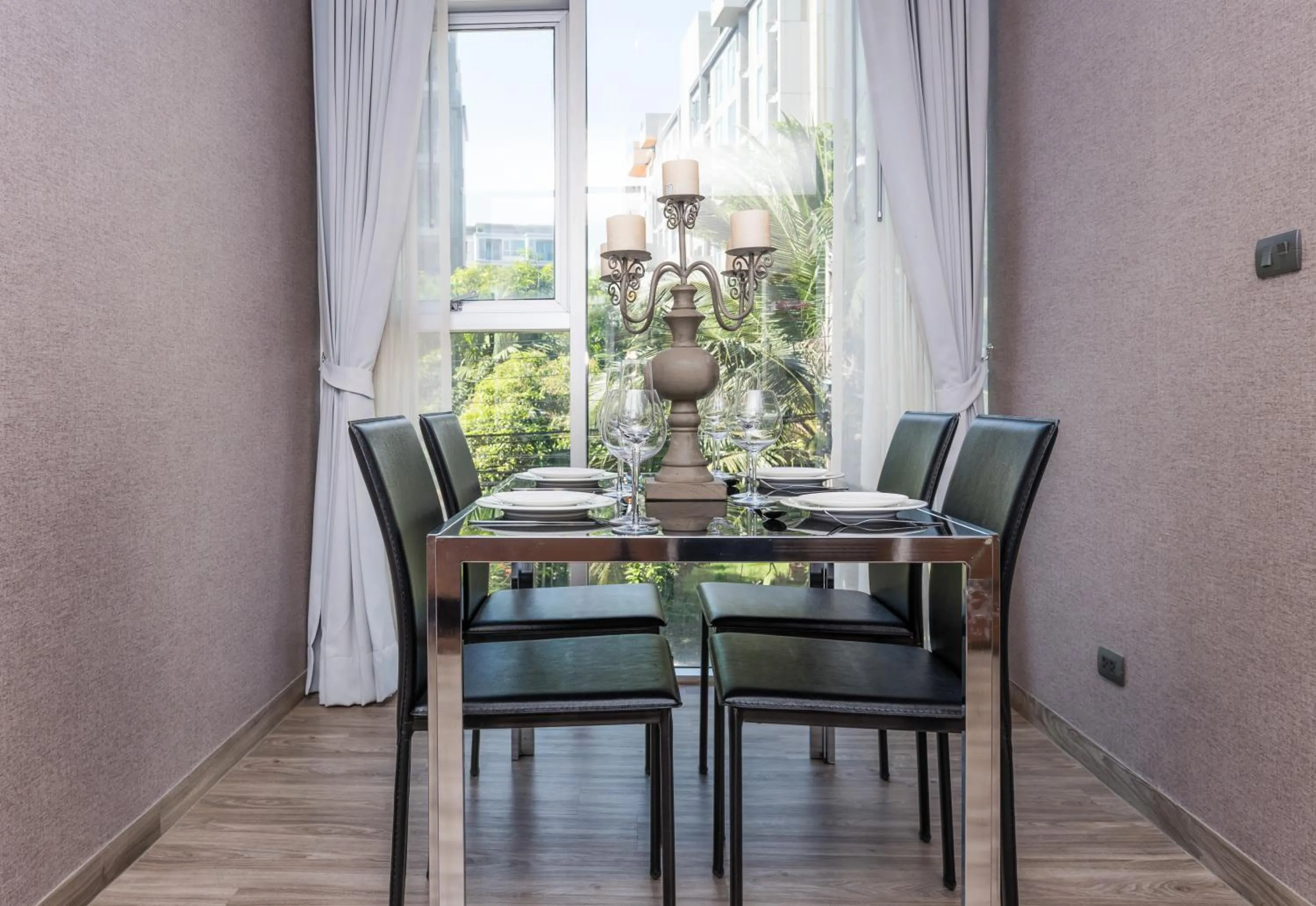 Dining area in Olive Hotel Bangkok 64