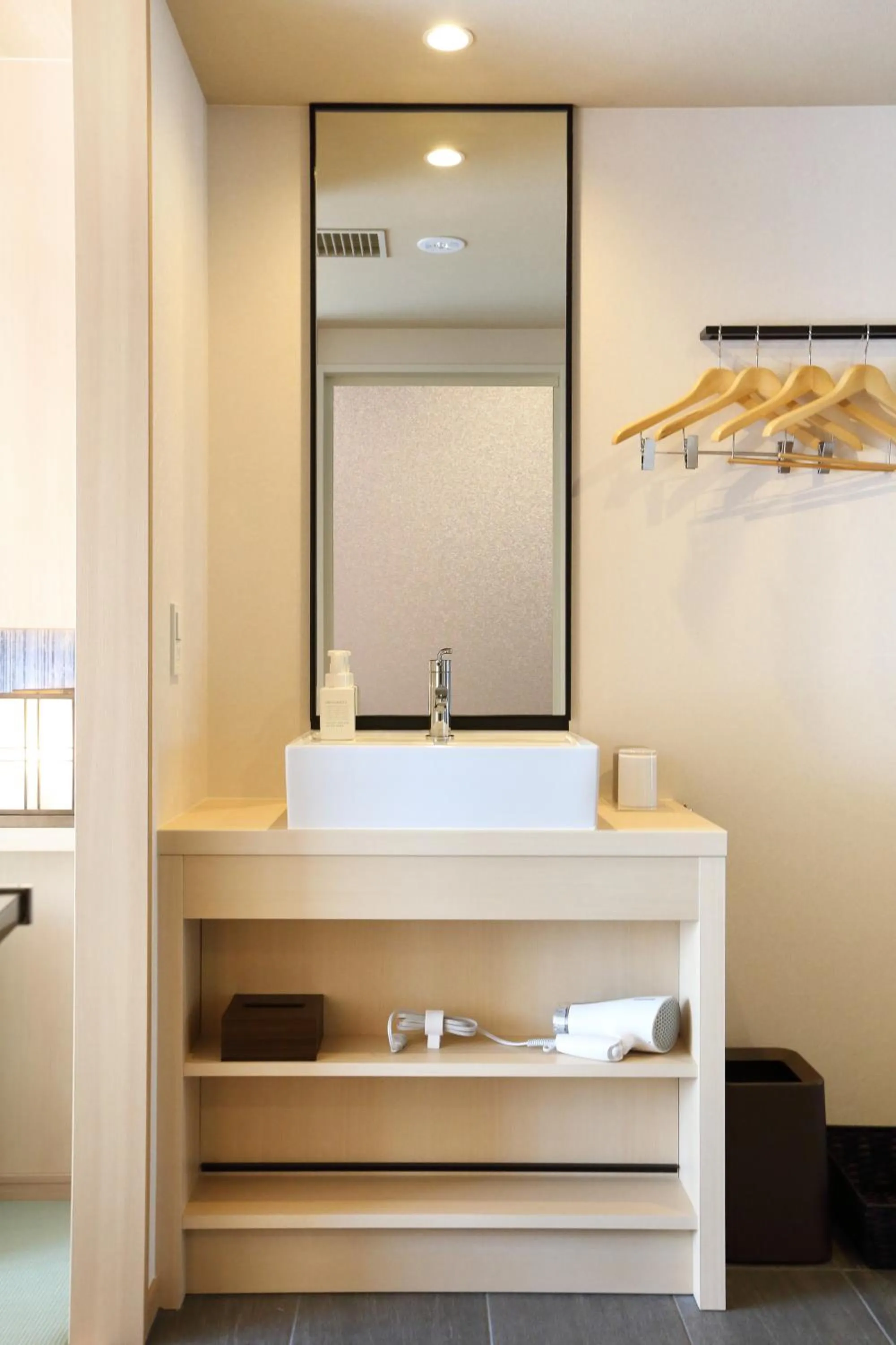 Toilet in Henn na Hotel Premier Kyoto Gojo Karasuma -Formerly Watermark Hotel Kyoto-