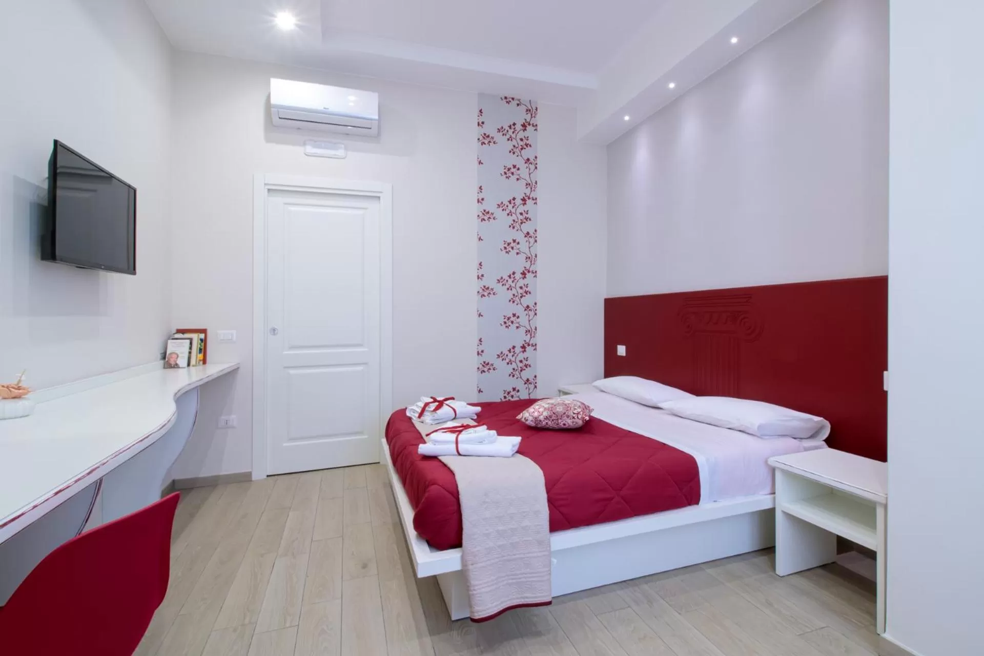 Bedroom in Nolana '86