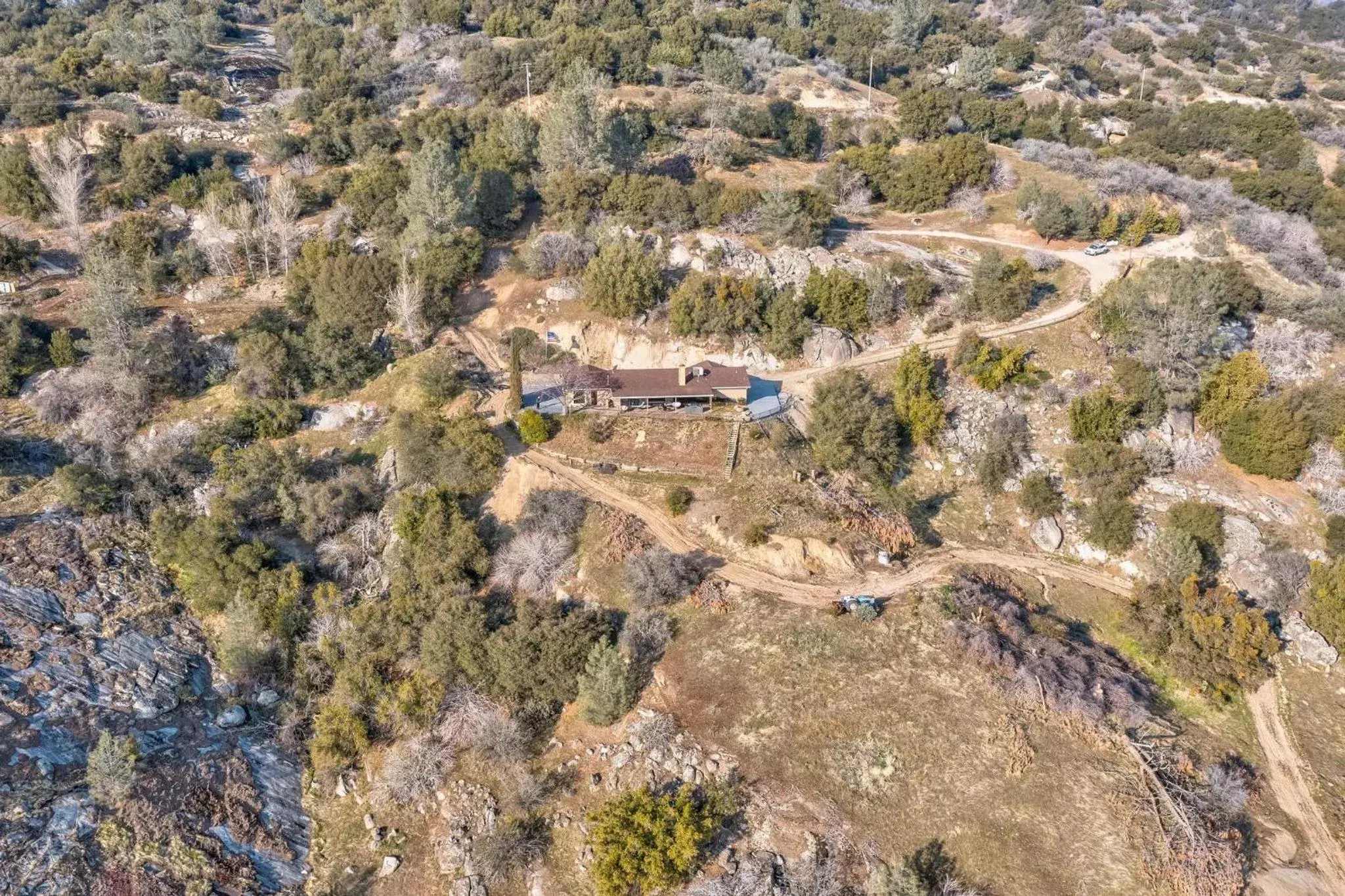 Five-Bedroom House in Mountain Trail Lodge and Vacation Rentals Five-Bedroom House in Mountain Trail Lodge and Vacation Rentals