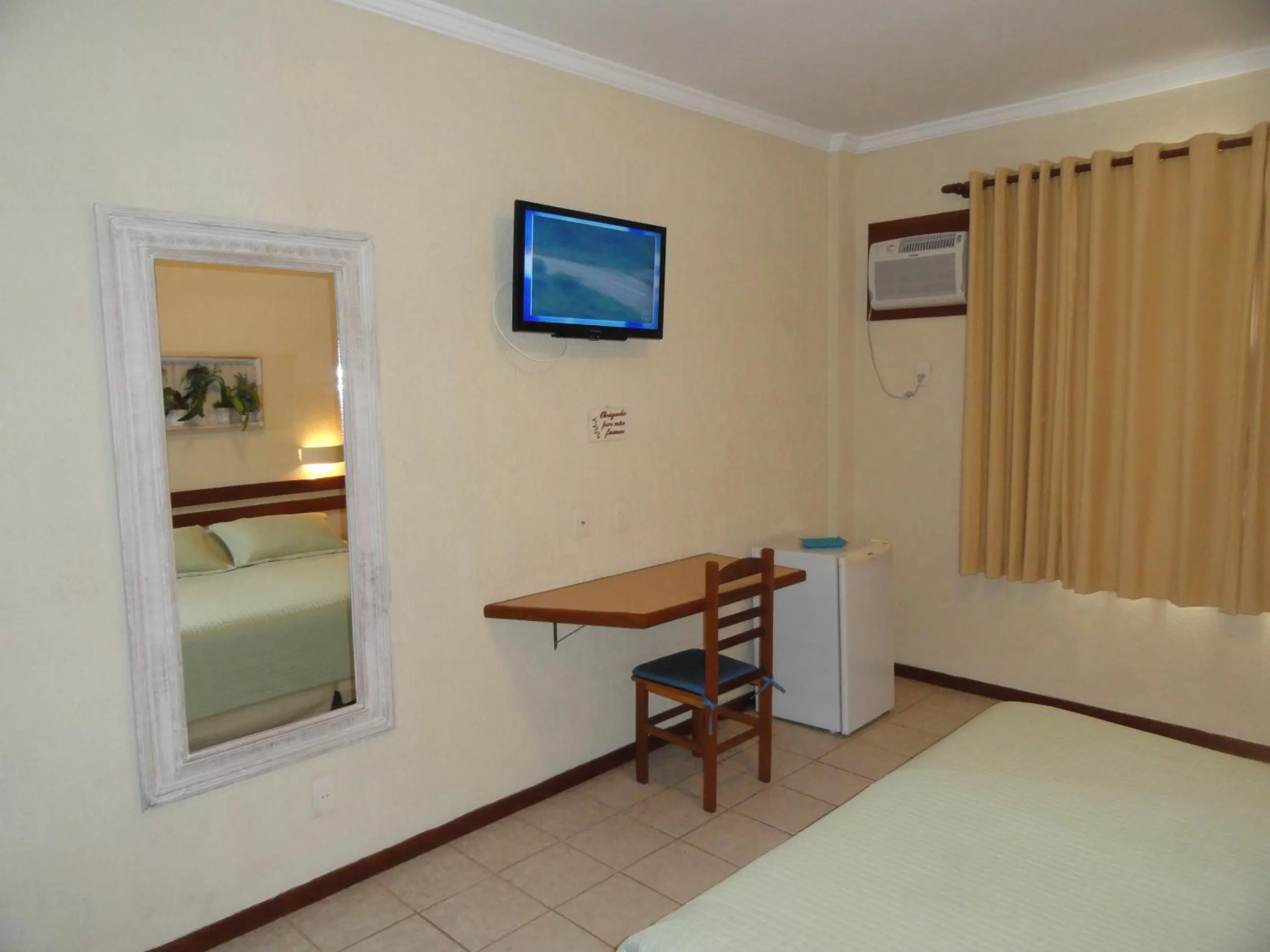 TV and multimedia, TV/Entertainment Center in Village du Soleil