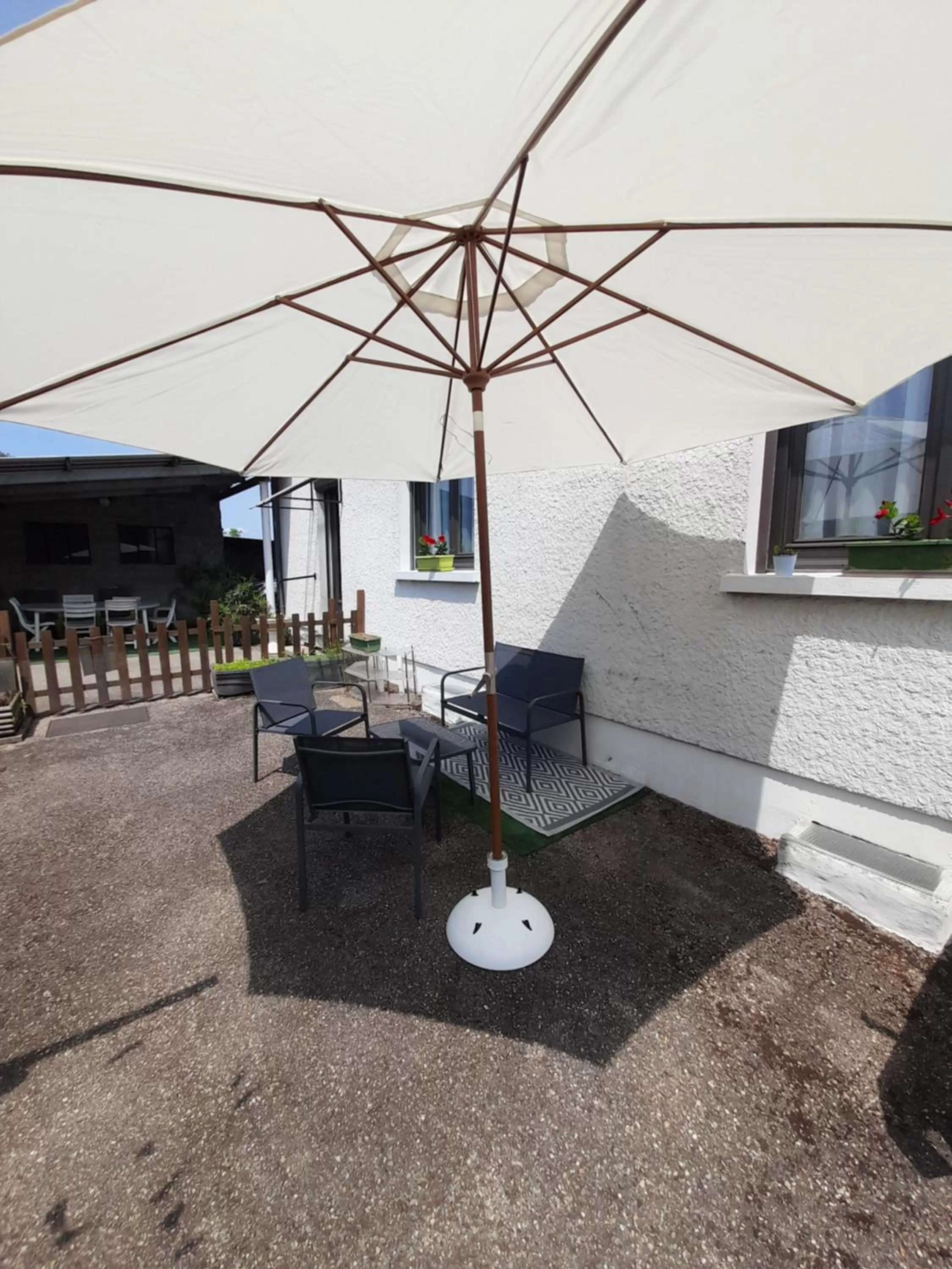 Patio in Villa Détente Dauphinoise