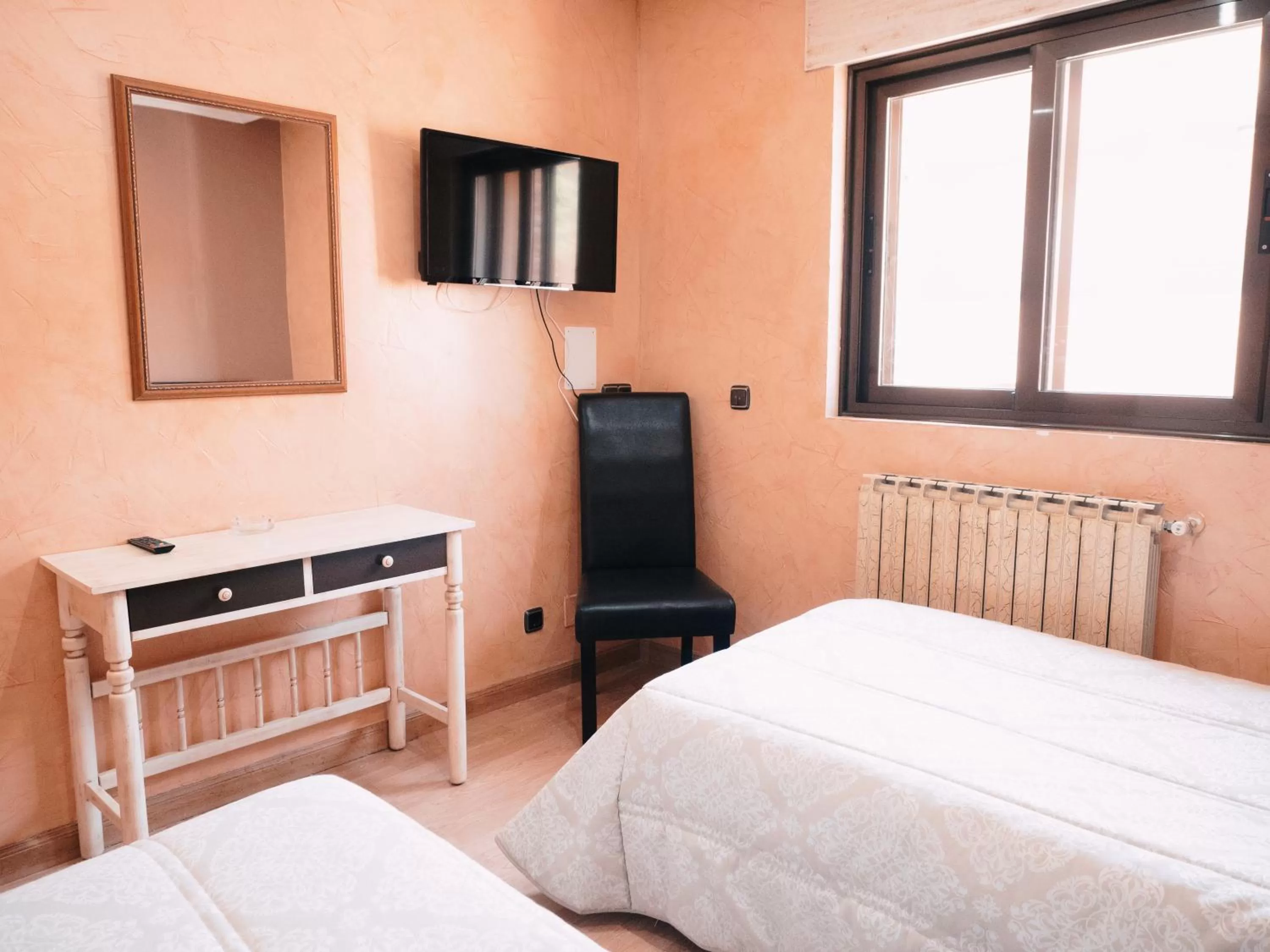 Photo of the whole room, Bed in Hotel Los Toreros