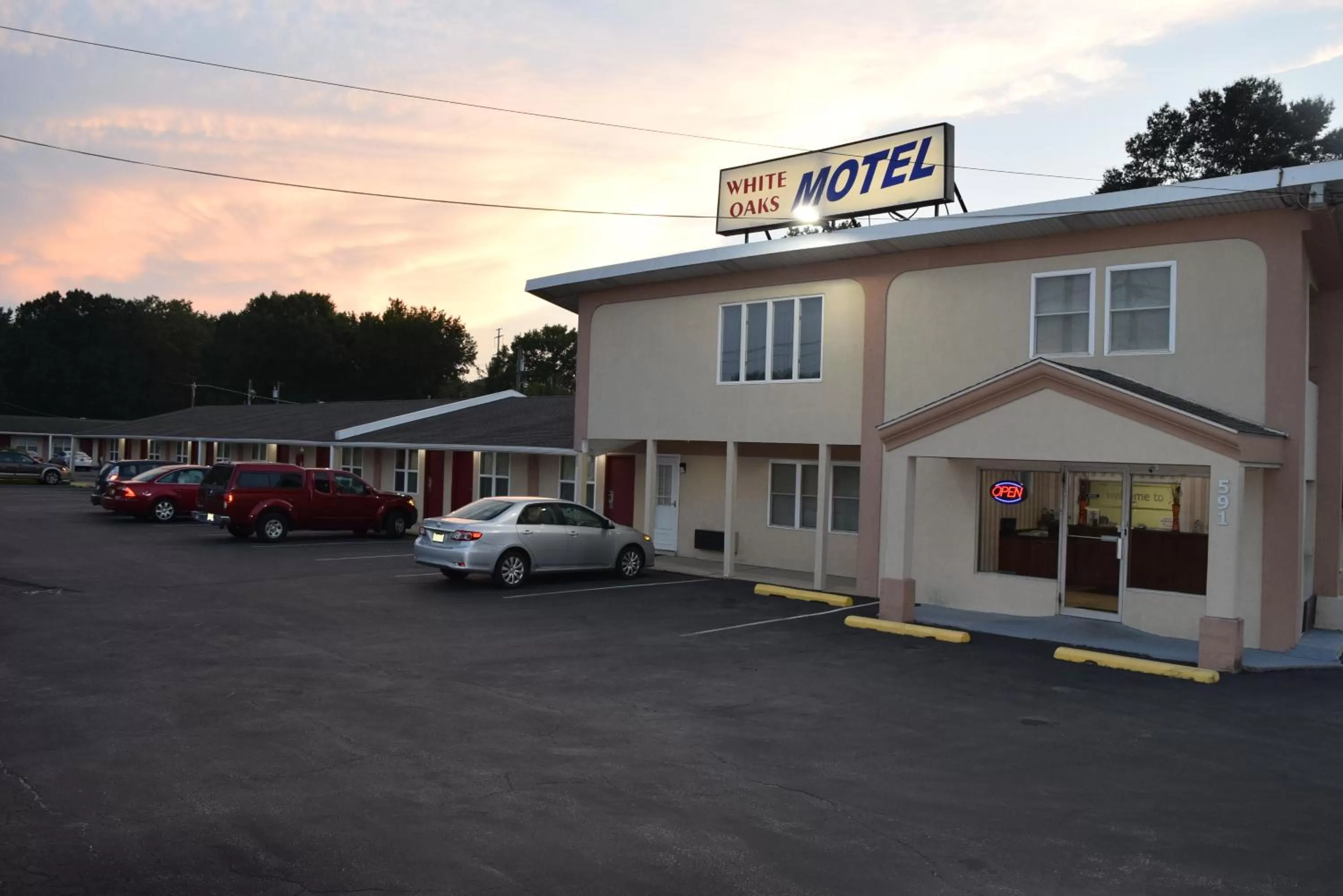 Property building in White Oaks Motel Pennsville/Carneys Point
