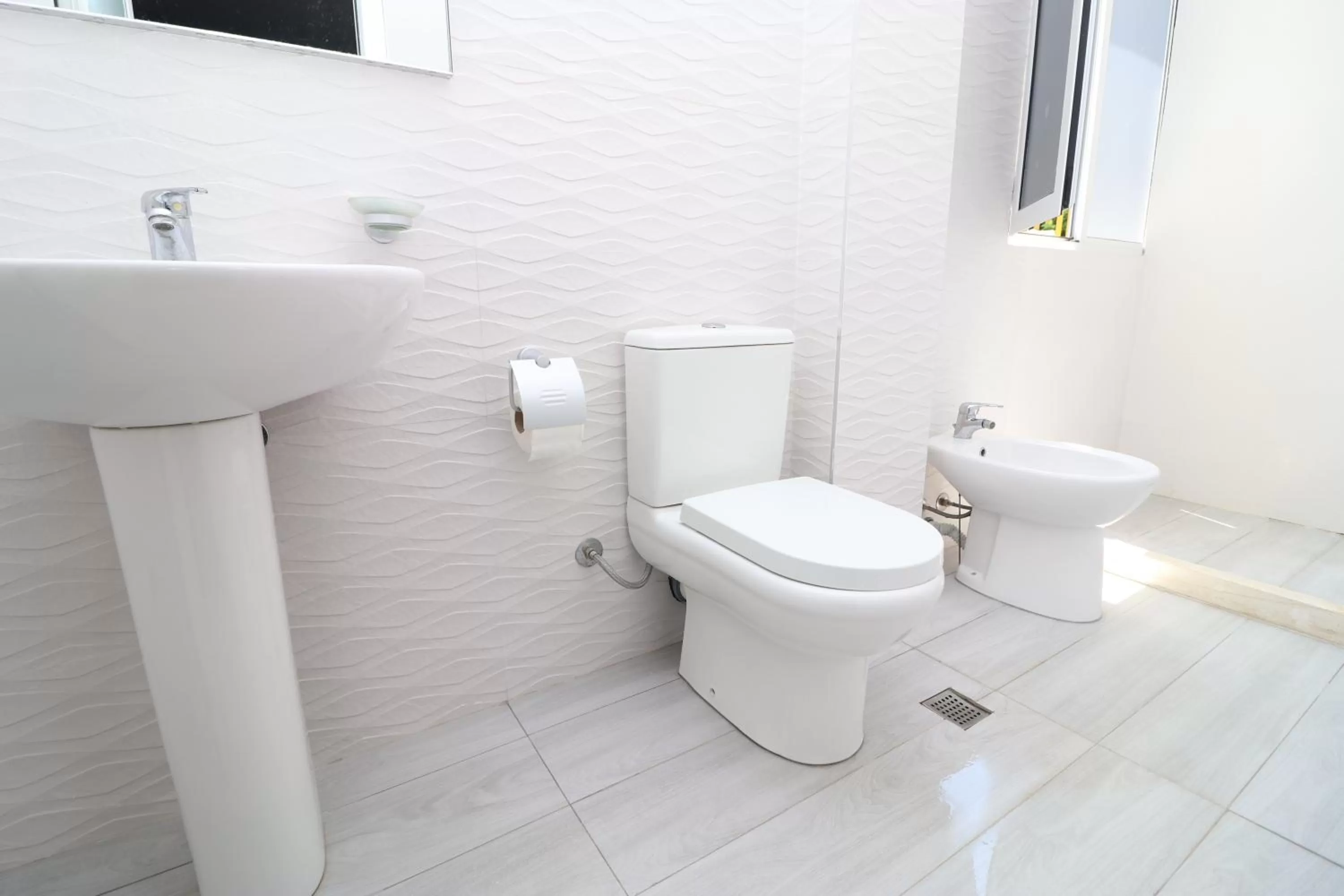 Shower, Bathroom in HOTEL KRISTAL