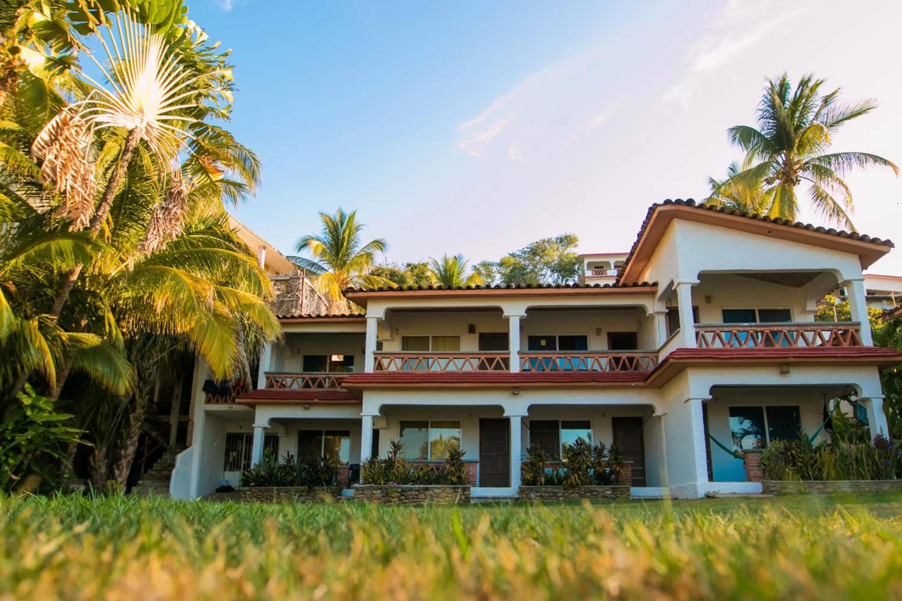 Facade/entrance in Hotel Arcoiris