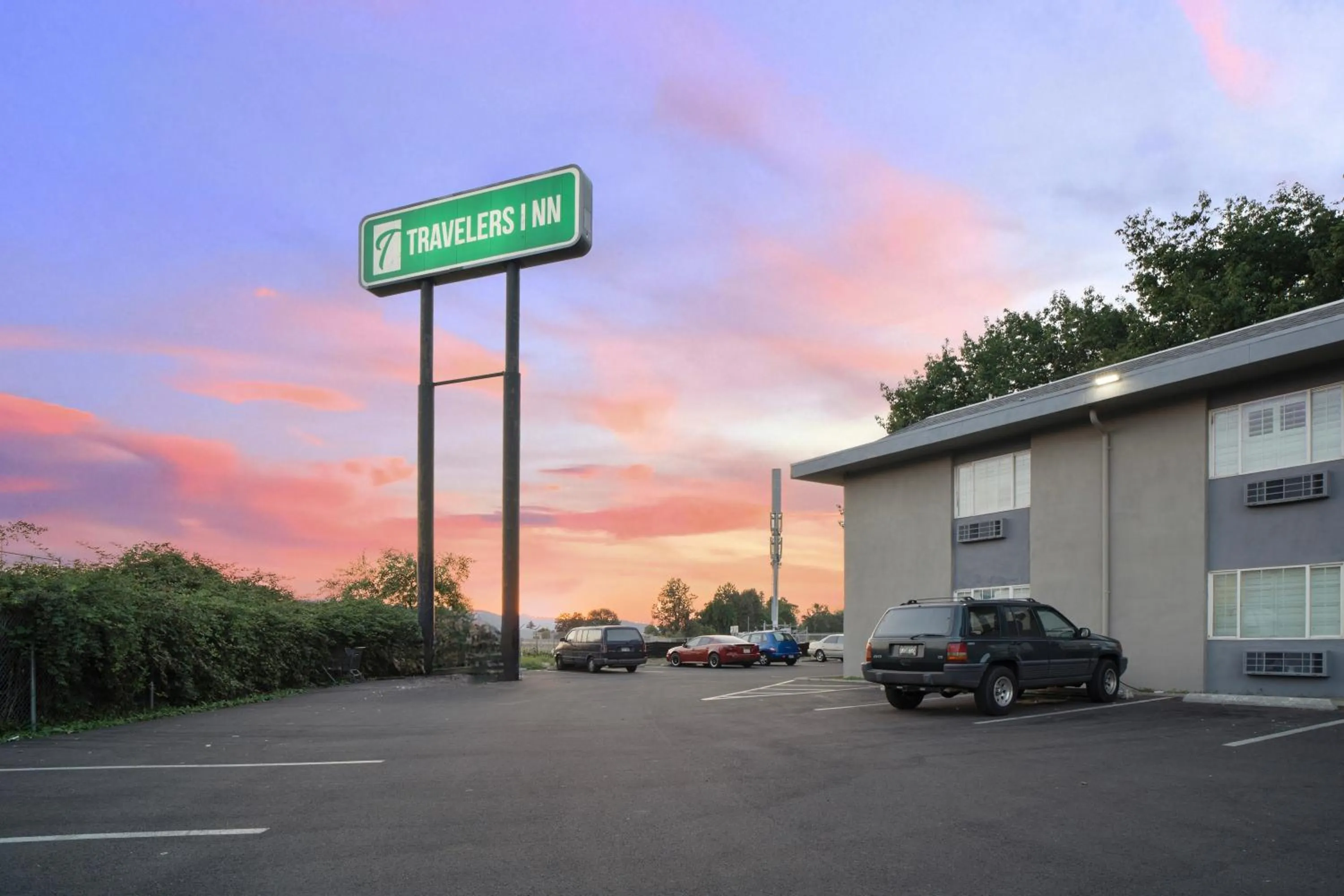 Property building in Travelers Inn Medford