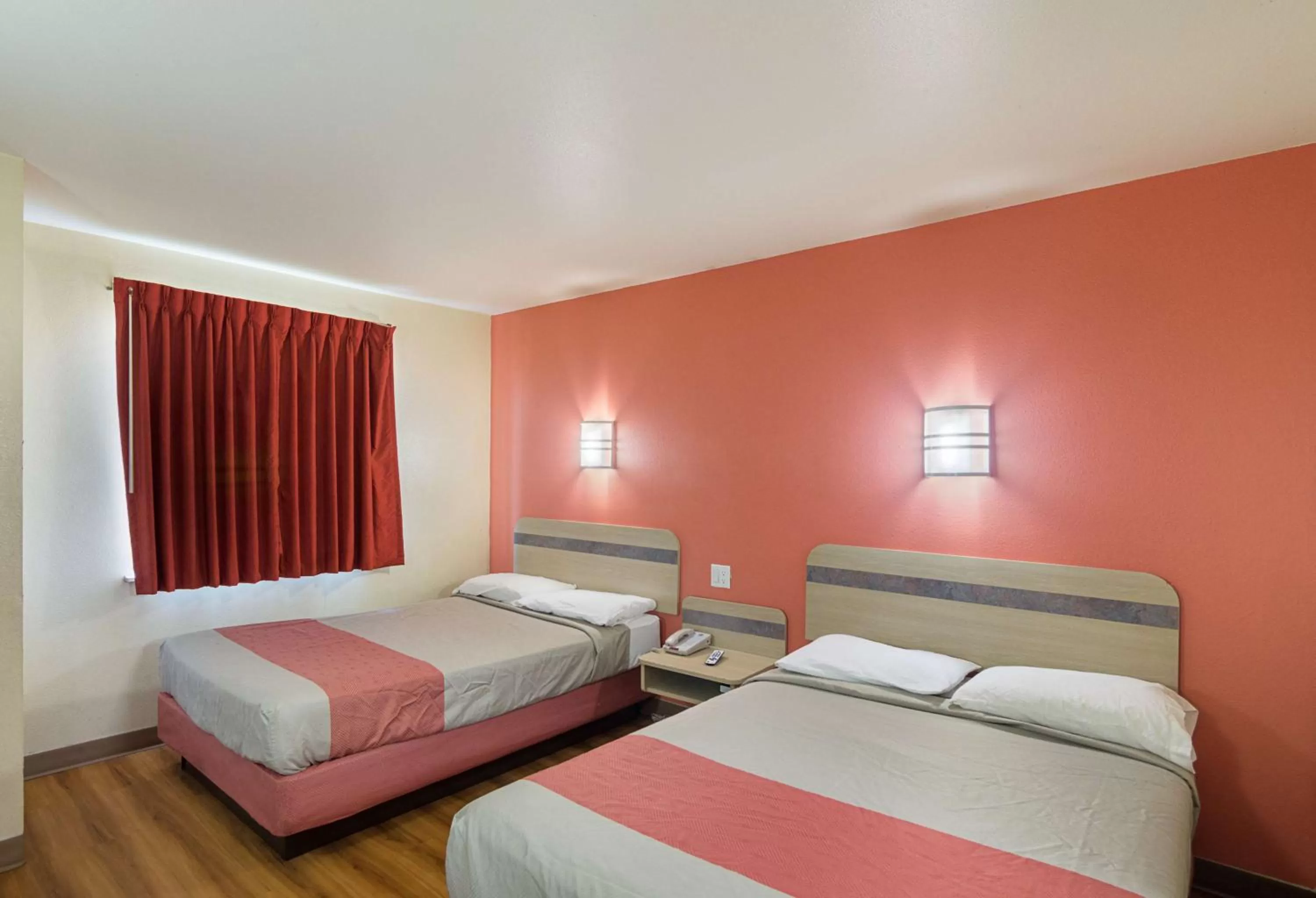 Bedroom, Bed in Motel 6-Terrell, TX