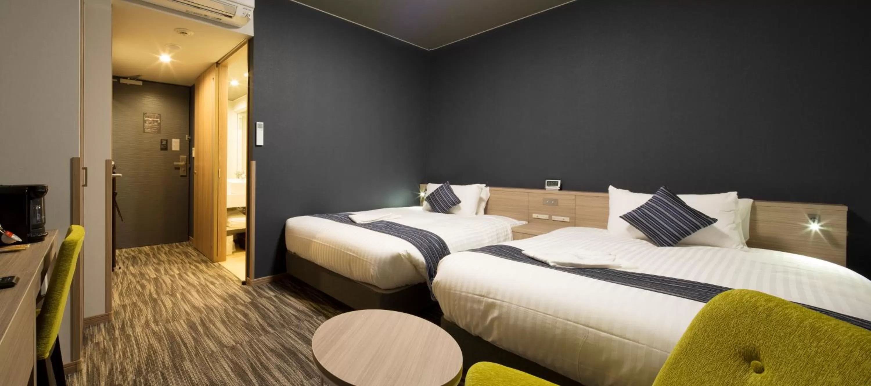 Photo of the whole room, Bed in Shizutetsu Hotel Prezio Hakataekimae