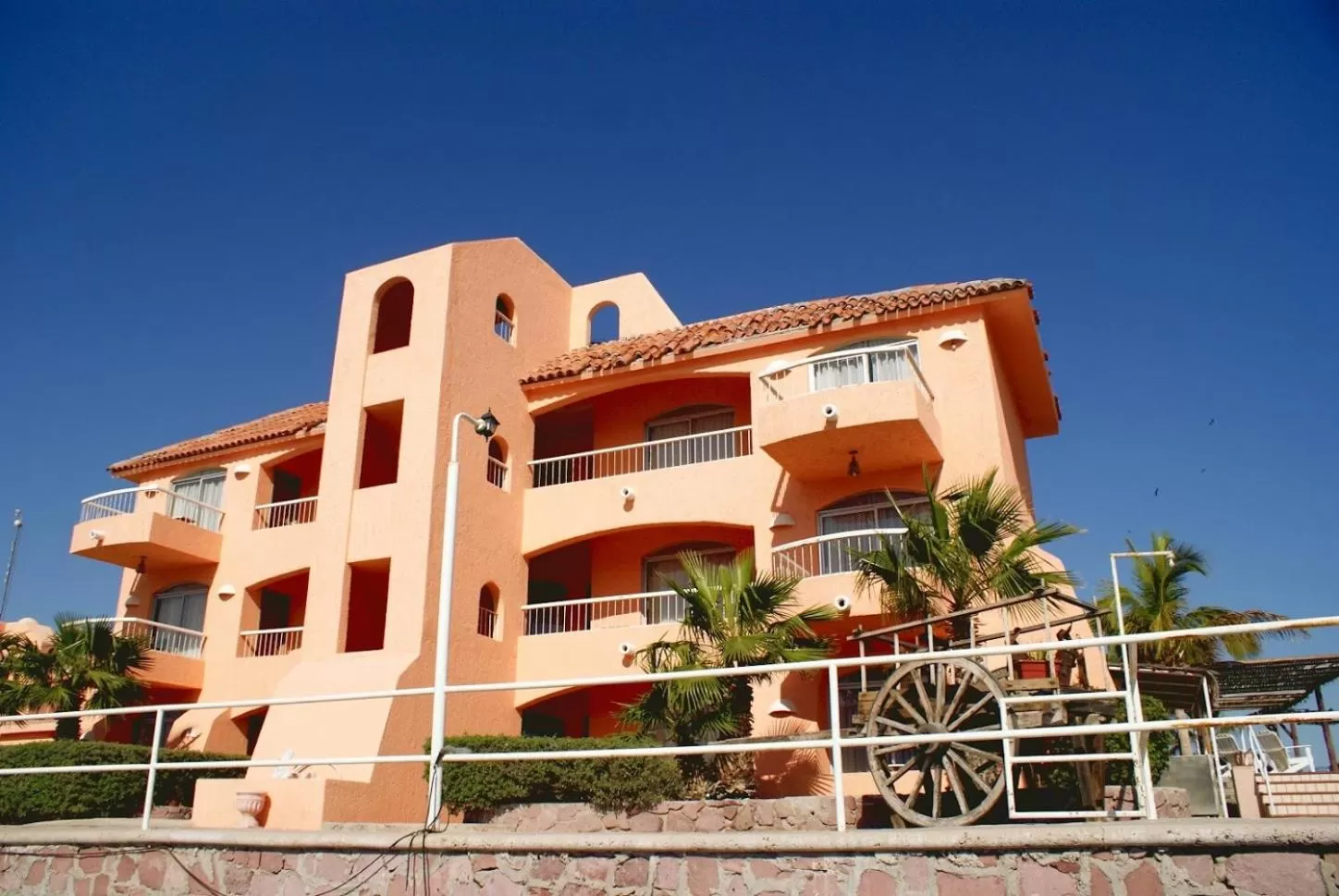 Property building in Club Cantamar Beach Hotel & Marina