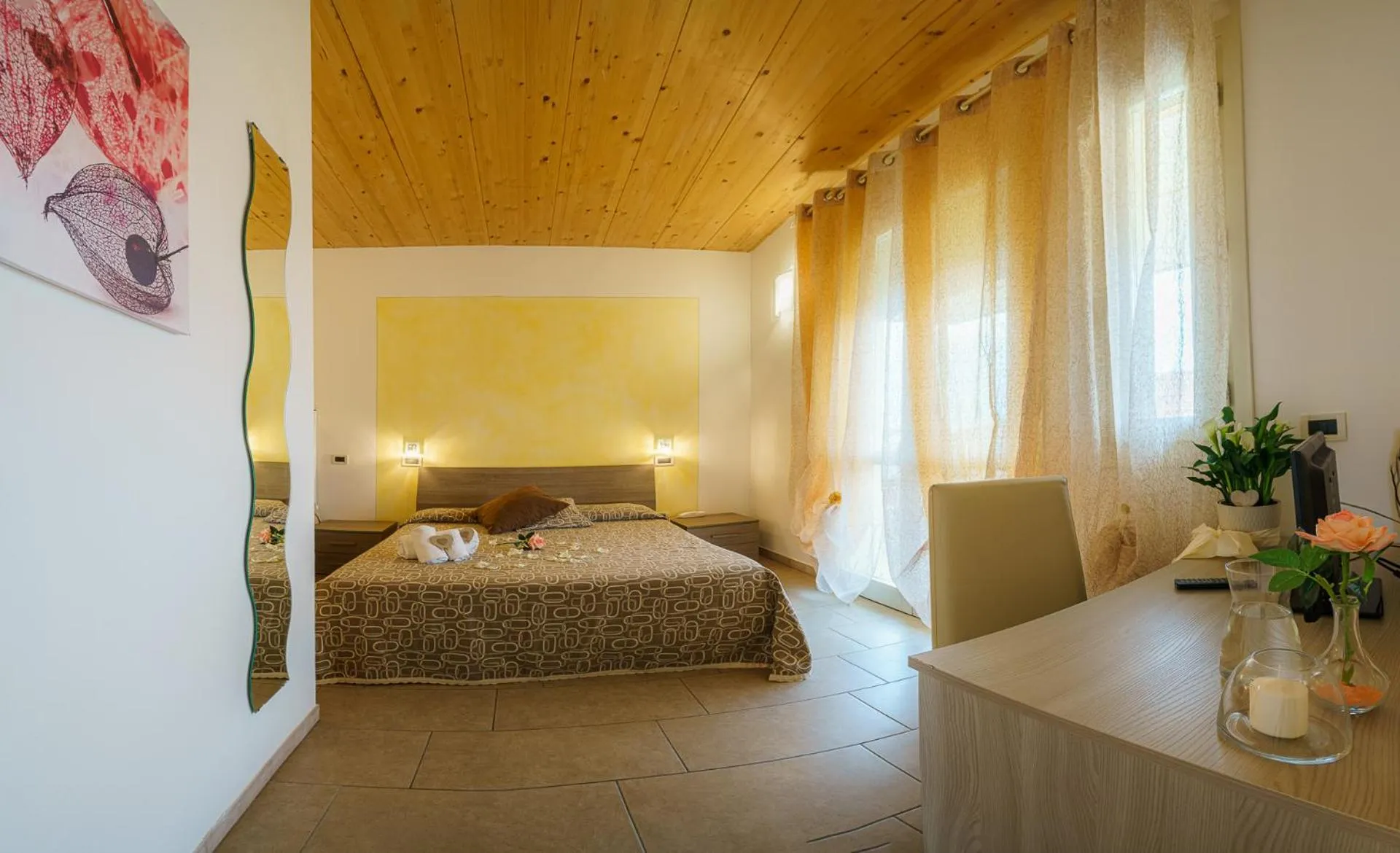 View (from property/room), Bed in Albergo La Lampara