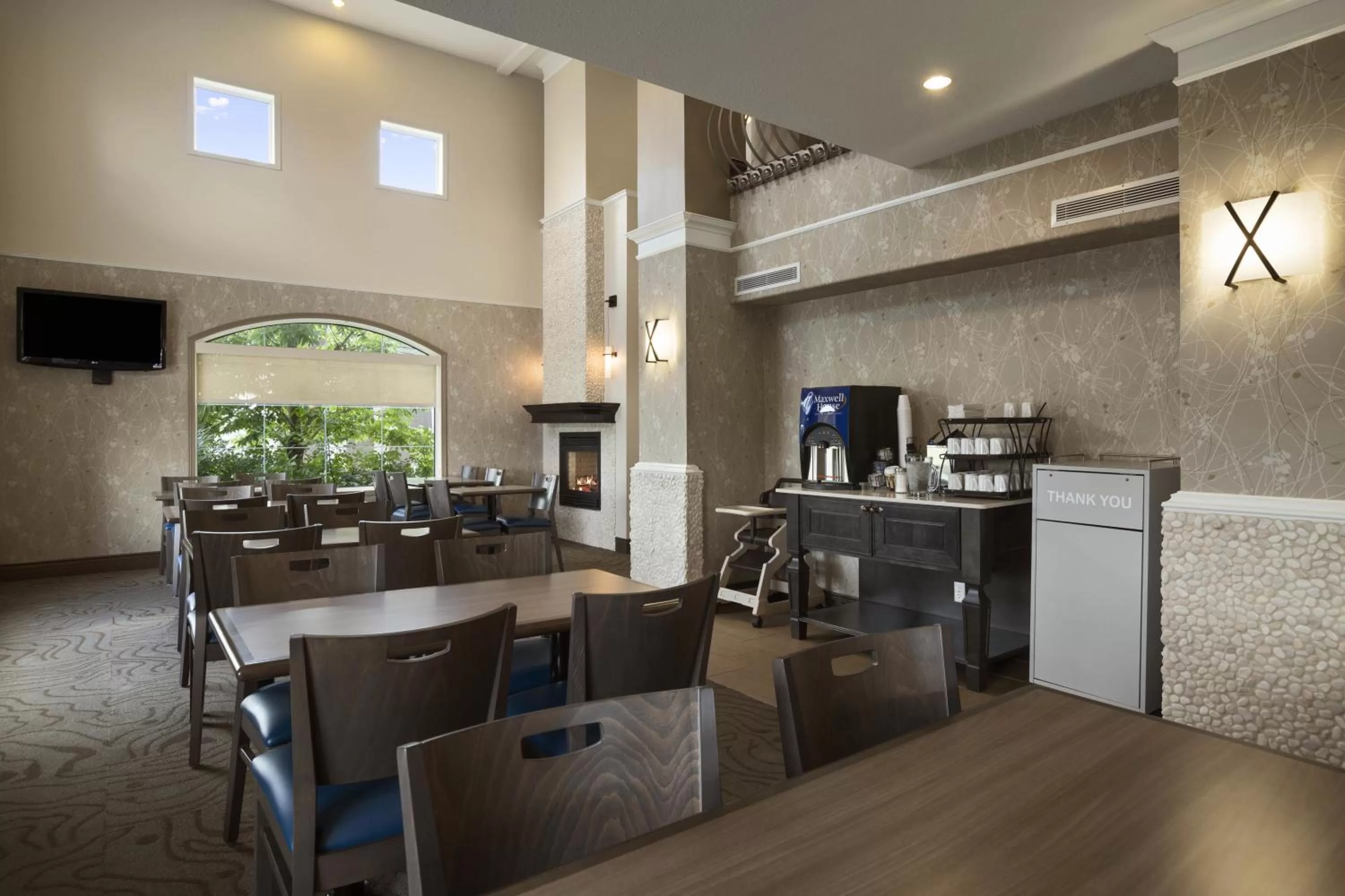 Restaurant/places to eat in Days Inn & Suites by Wyndham Brandon