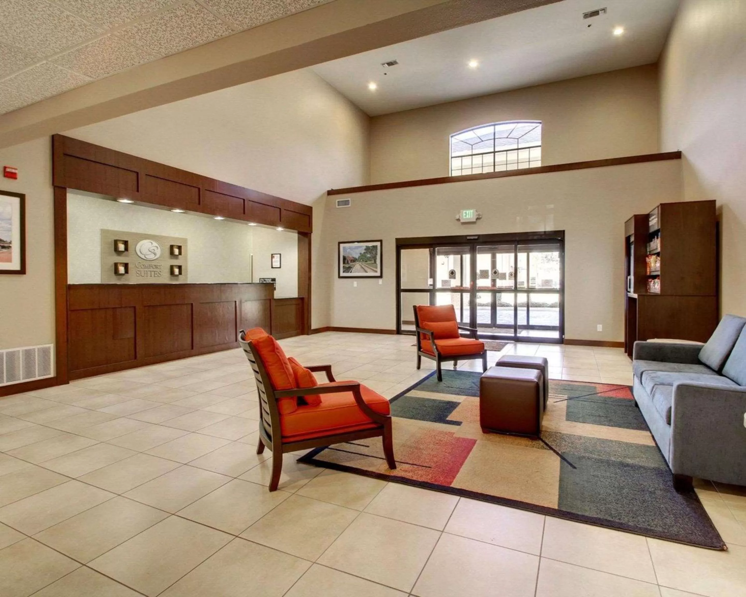 Lobby or reception in Comfort Suites Tyler South