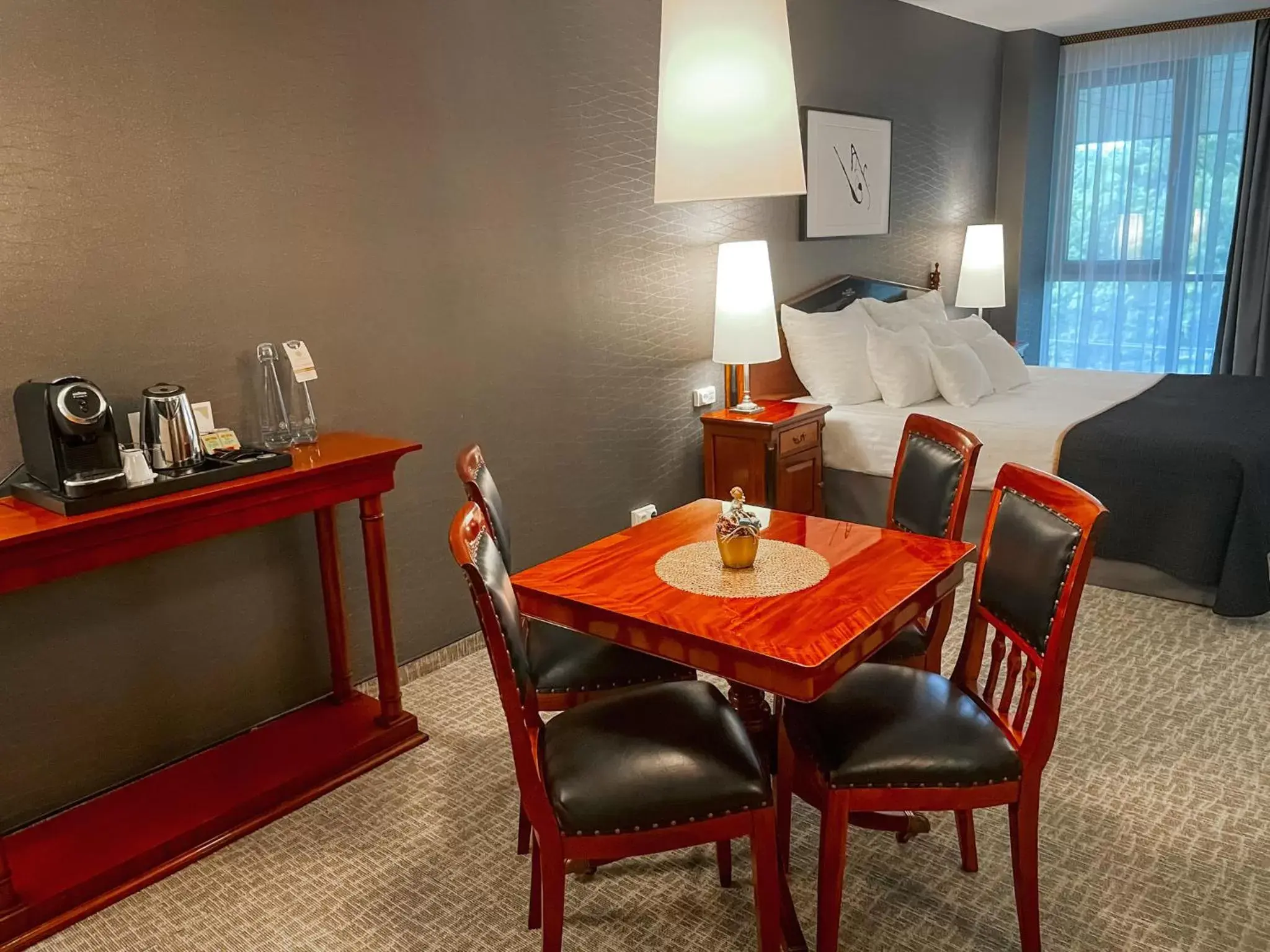 Deluxe Plus Room in Hotel Divinus Deluxe Plus Room in Hotel Divinus