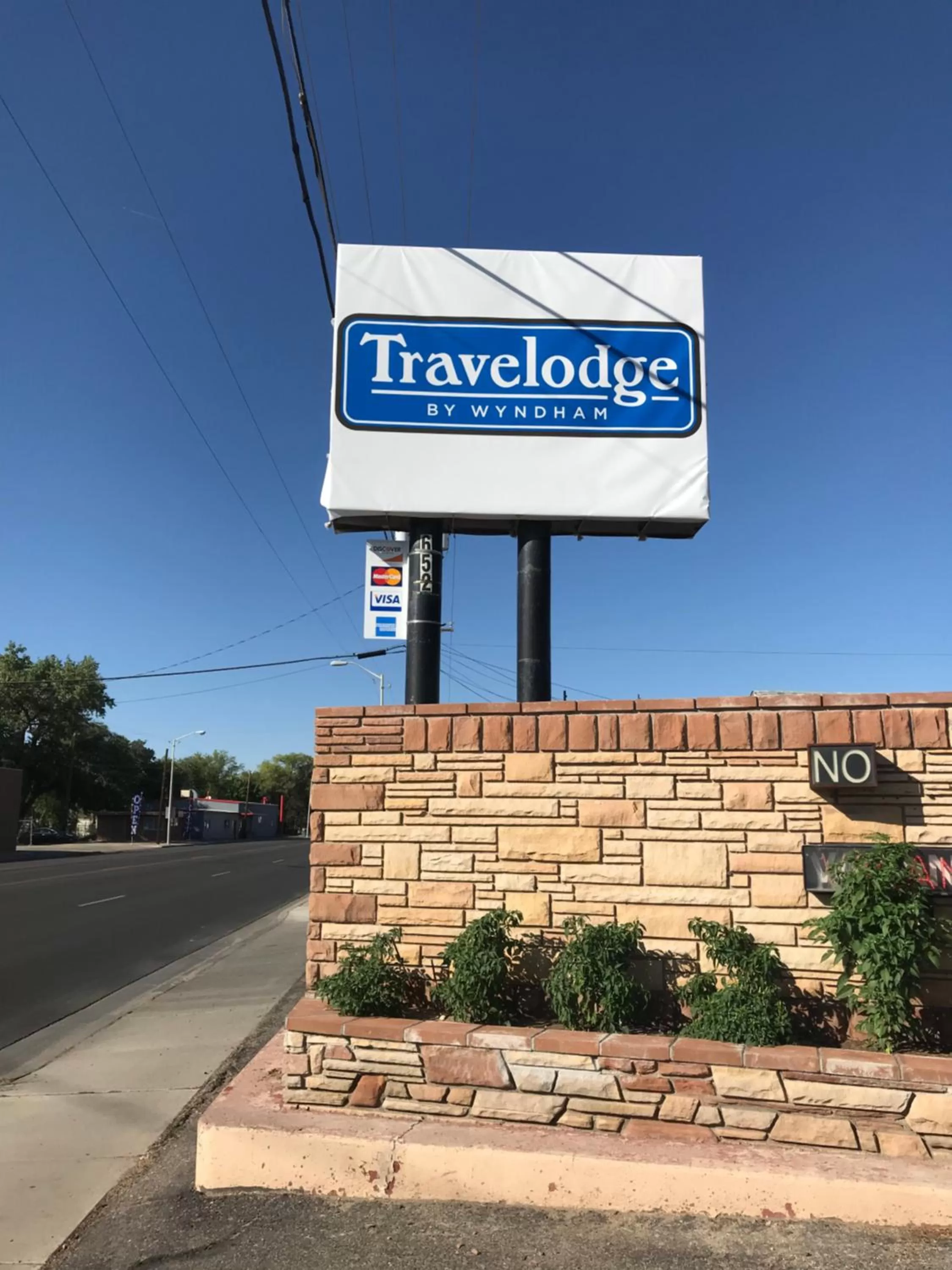 Facade/entrance, Property Logo/Sign in Travelodge by Wyndham Farmington