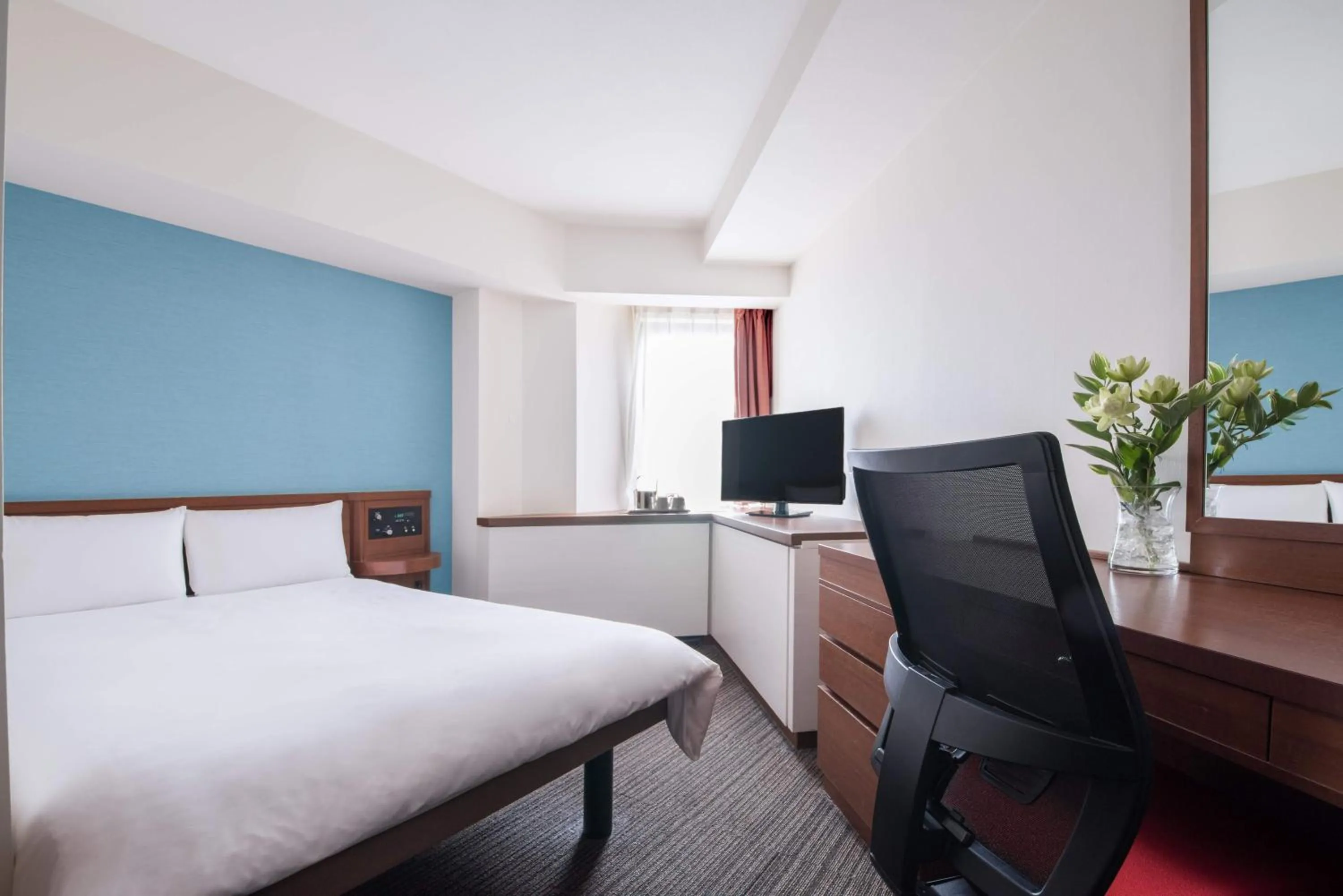 Bed in the b hachioji