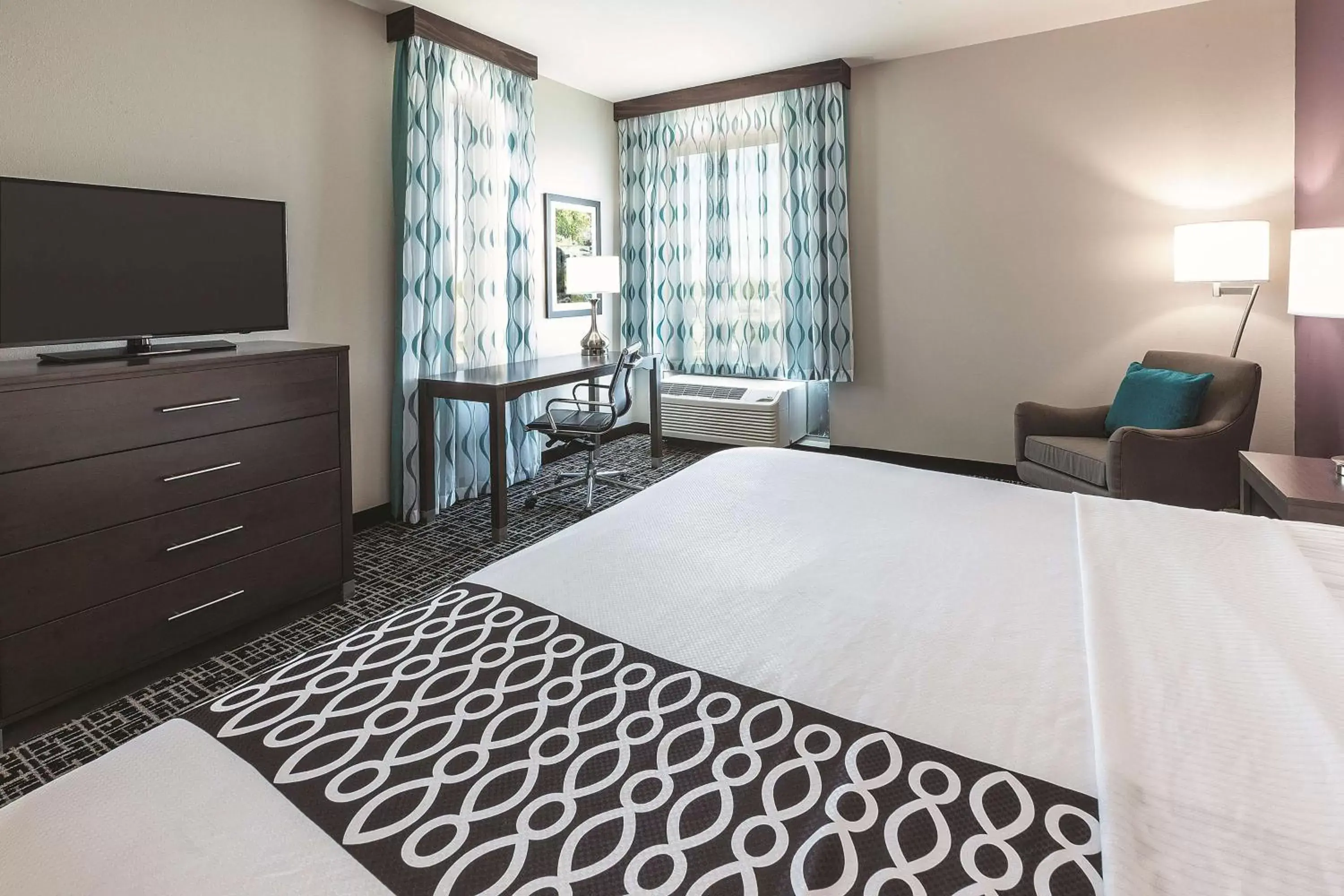 King Room in La Quinta by Wyndham Terre Haute King Room in La Quinta by Wyndham Terre Haute