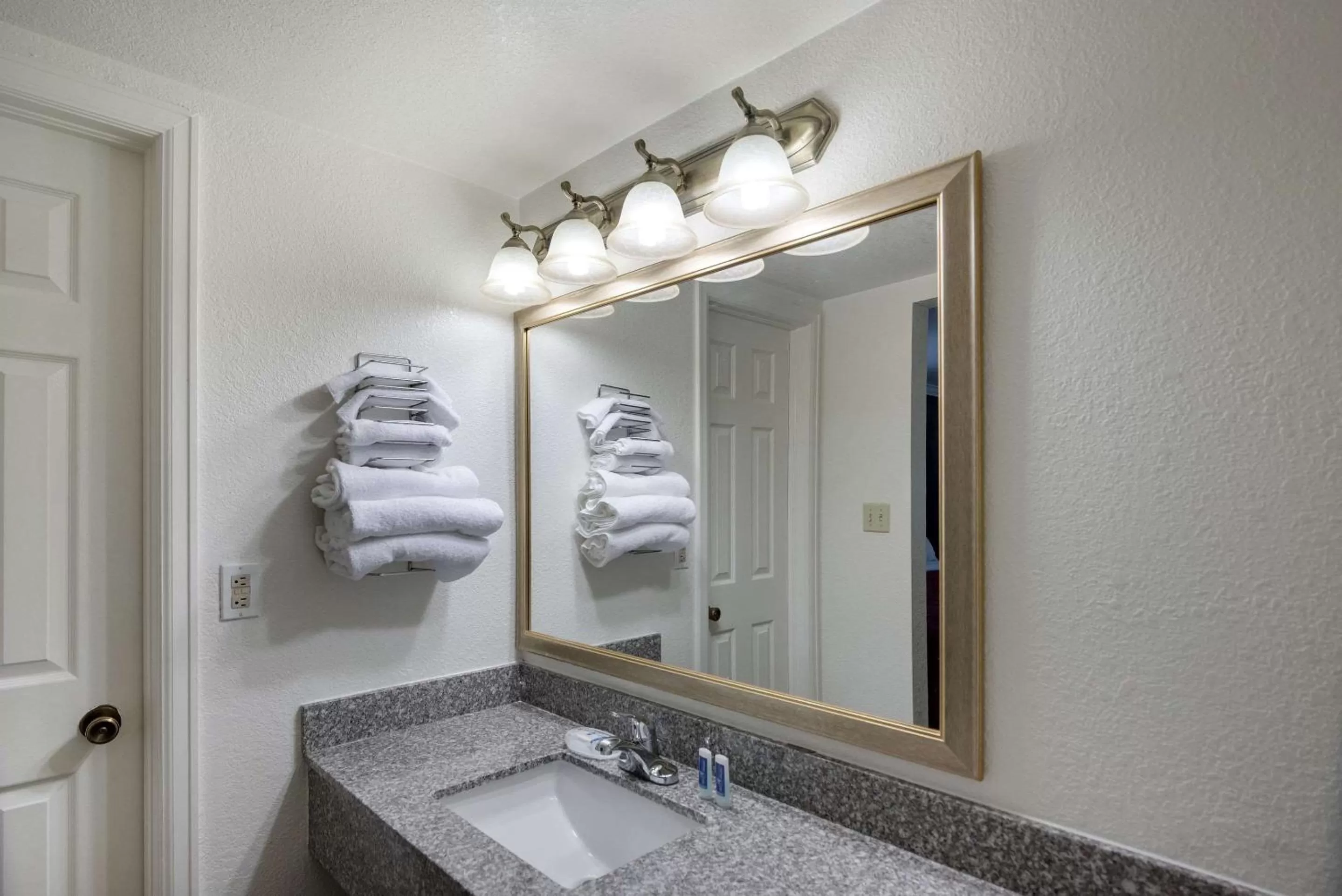Photo of the whole room, Bathroom in 1st Interstate Inn