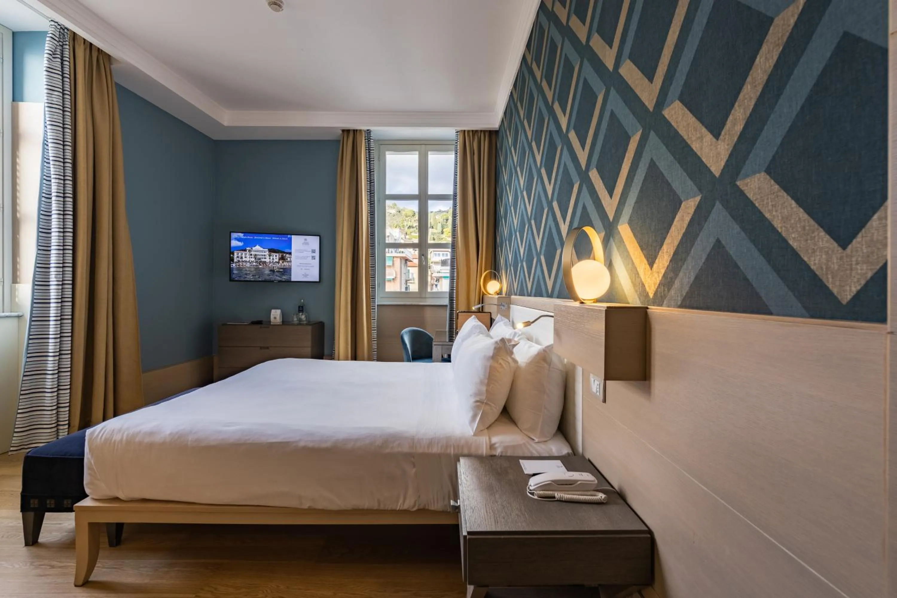 Bed in Grand Hotel Alassio Beach & Spa Resort - The Leading Hotels of the World