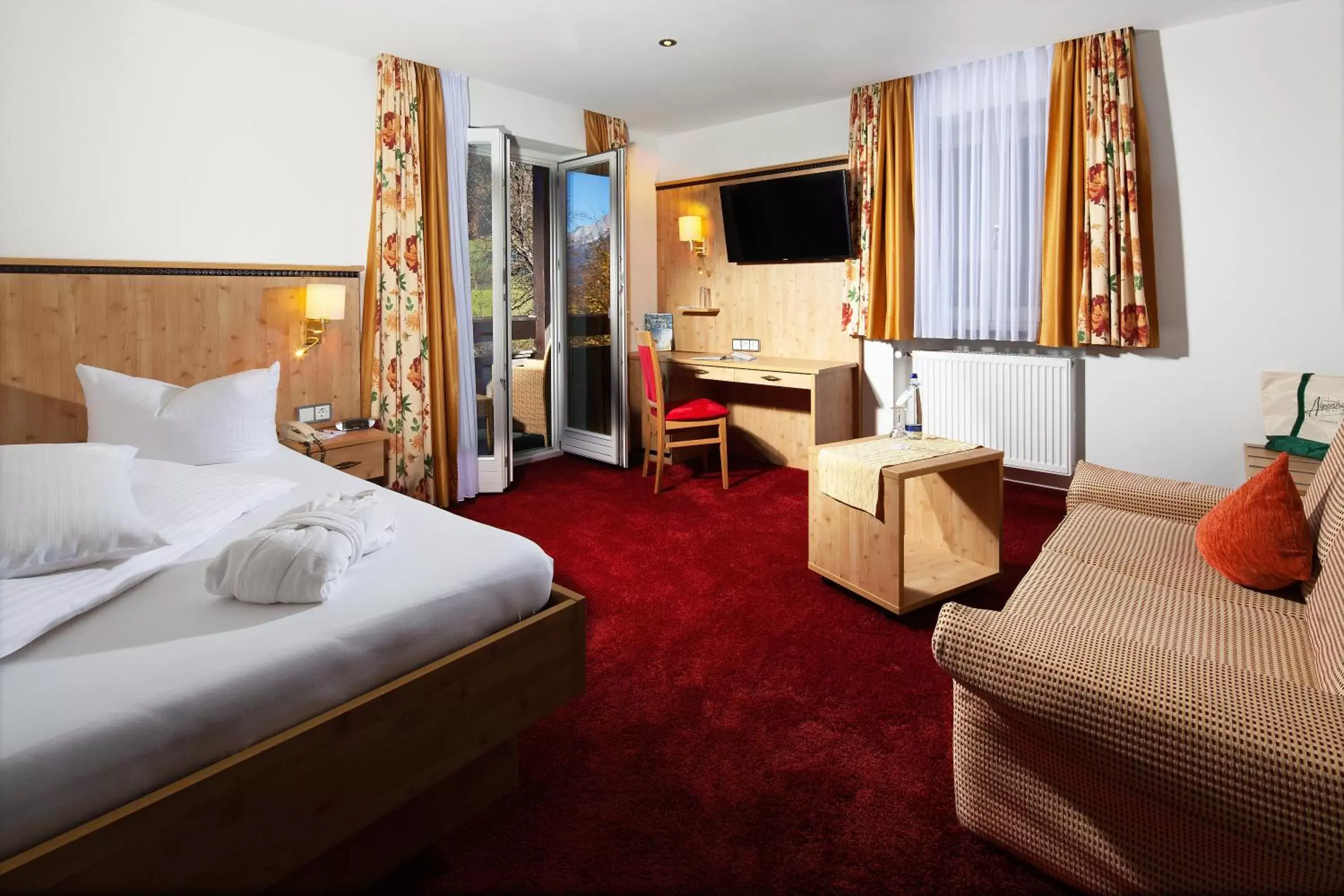 Deluxe Single Room in Alm- & Wellnesshotel Alpenhof Deluxe Single Room in Alm- & Wellnesshotel Alpenhof