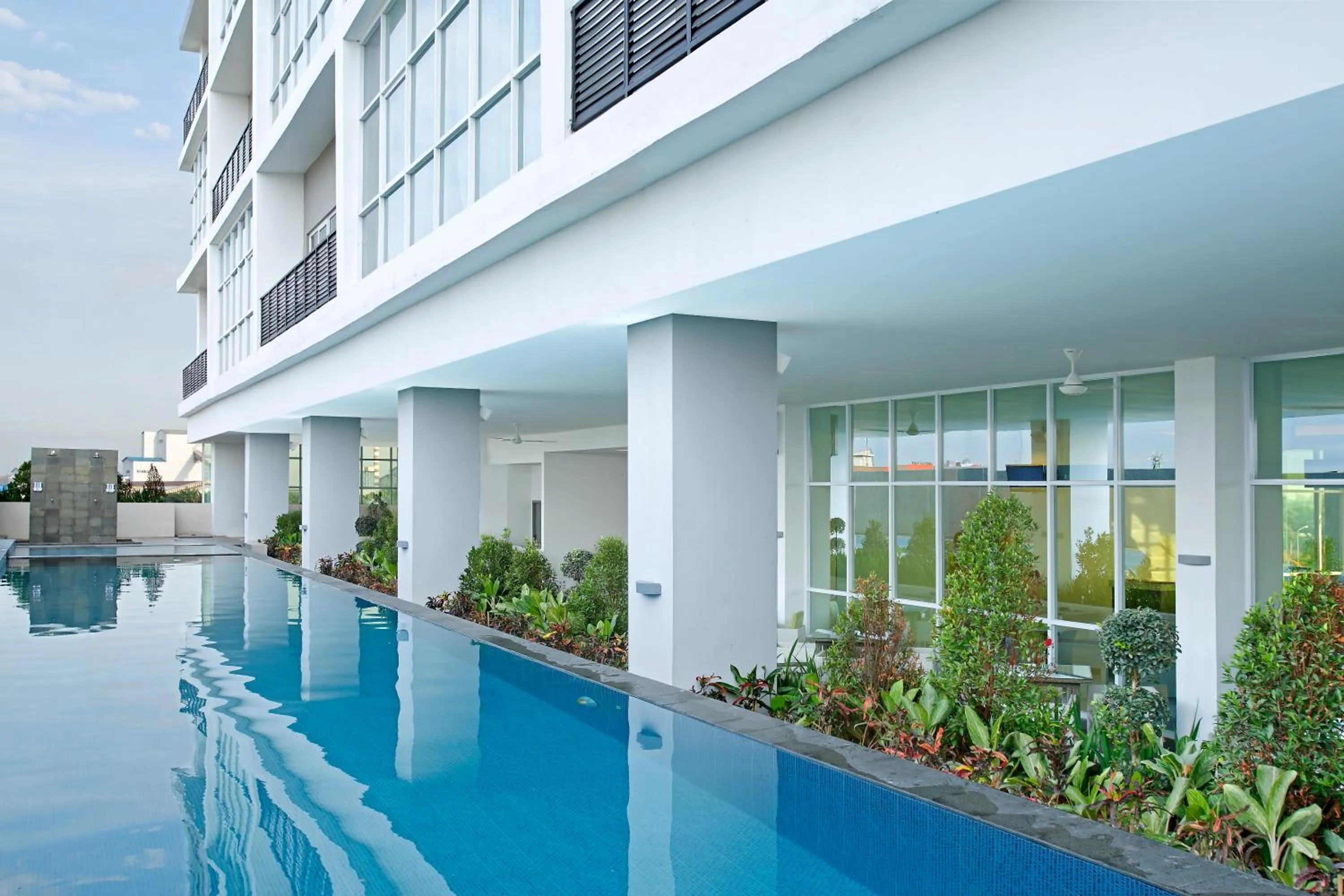Swimming pool in Hotel Santika Cikarang