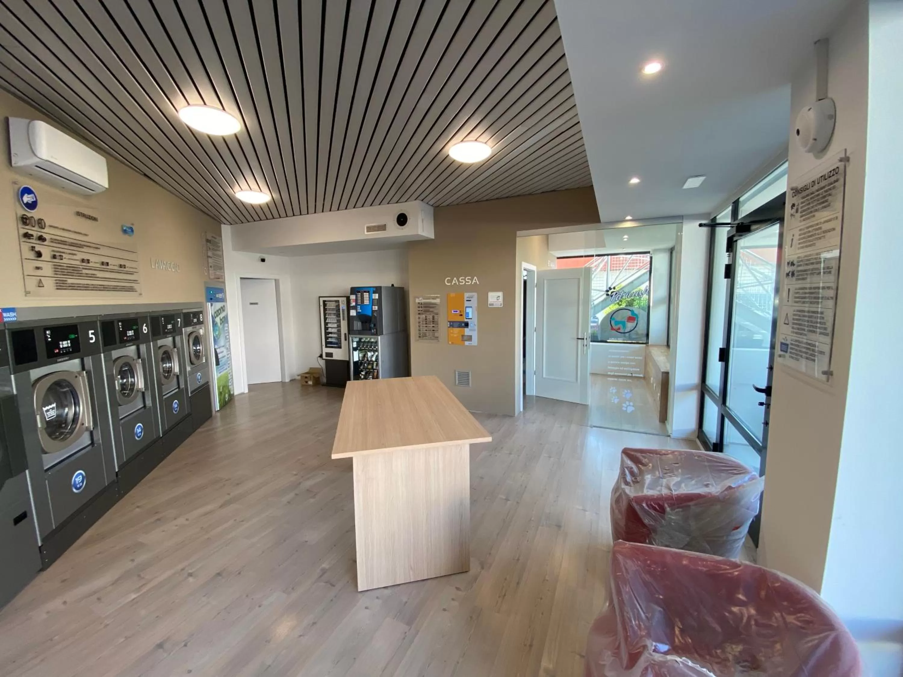 laundry in Sky Garden & Wellness R.