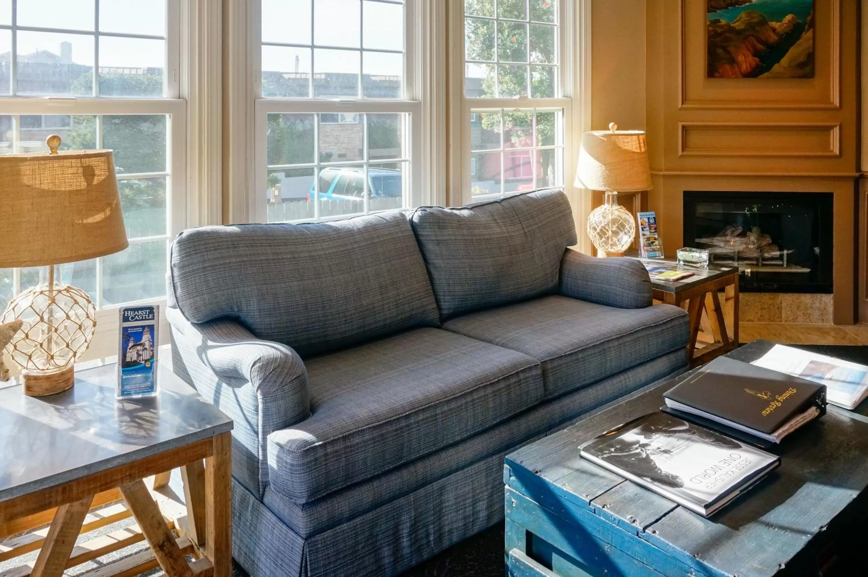 Lobby or reception in Sand Pebbles Inn