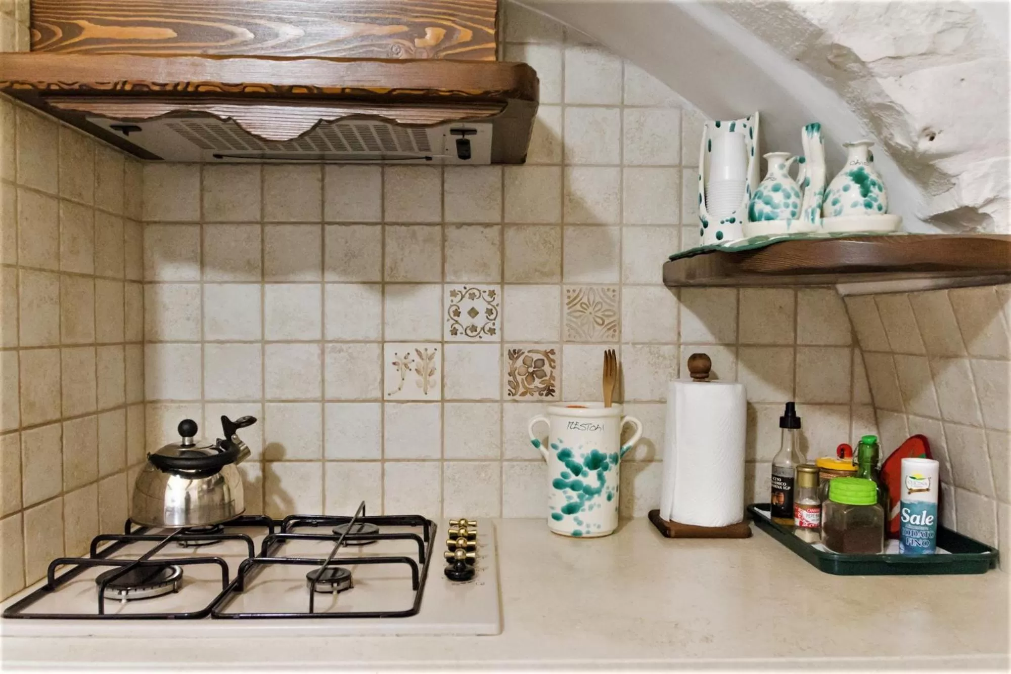 Coffee/tea facilities in Trulli Donna Isabella