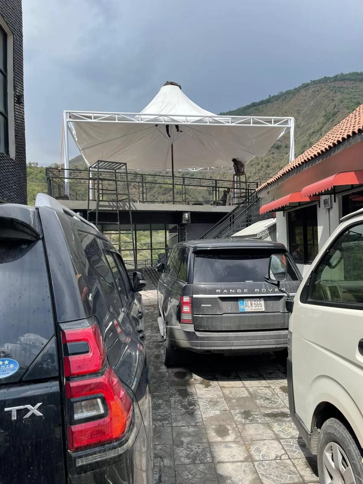 Hotel La Orilla Muzaffarabad