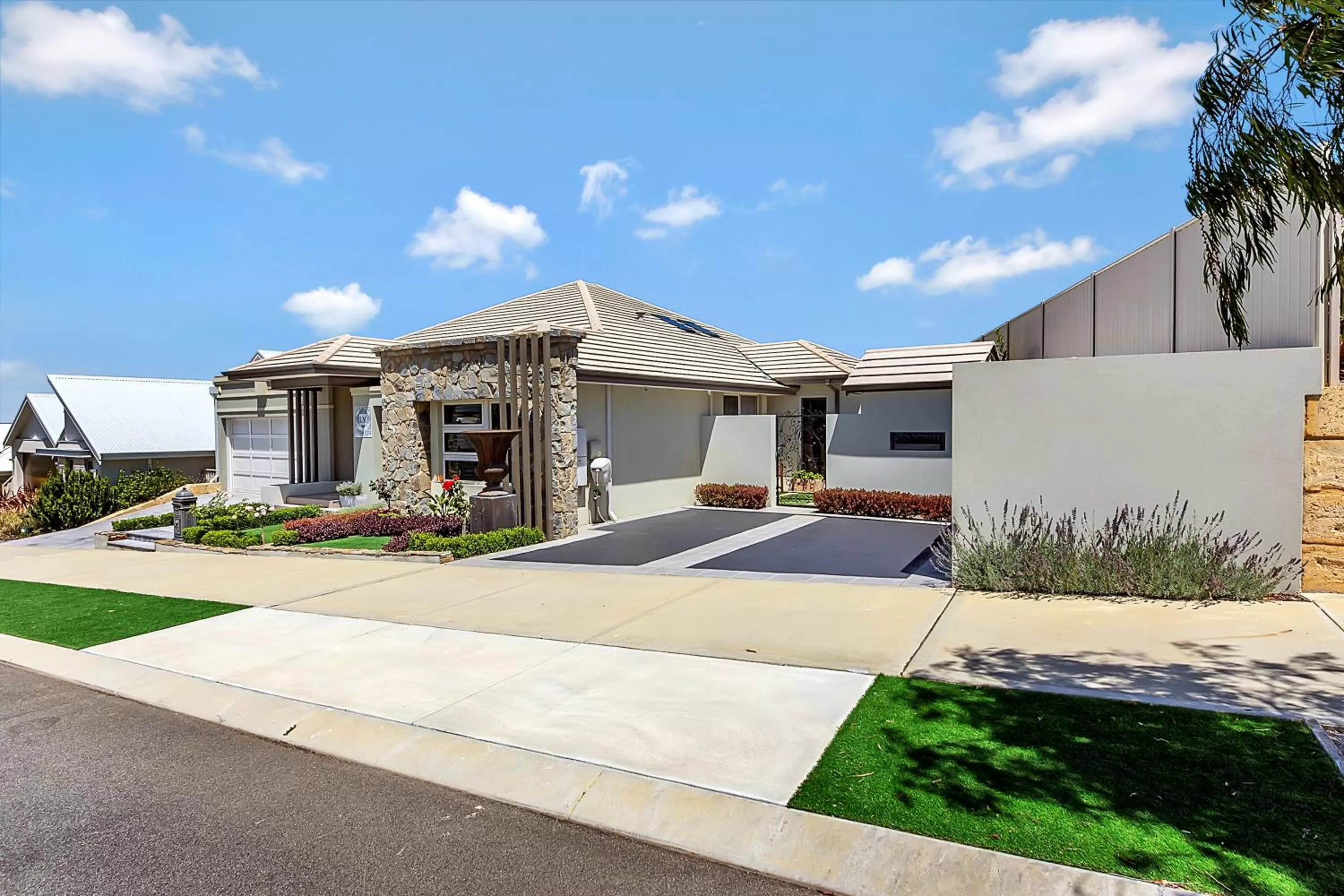 Property building in Lavender Manor BnB