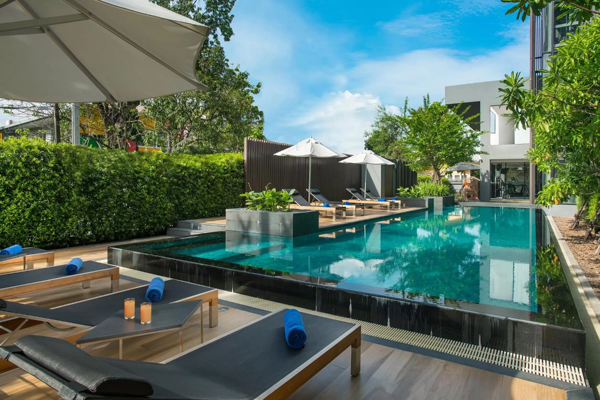 Swimming pool in Somerset Ekamai Bangkok