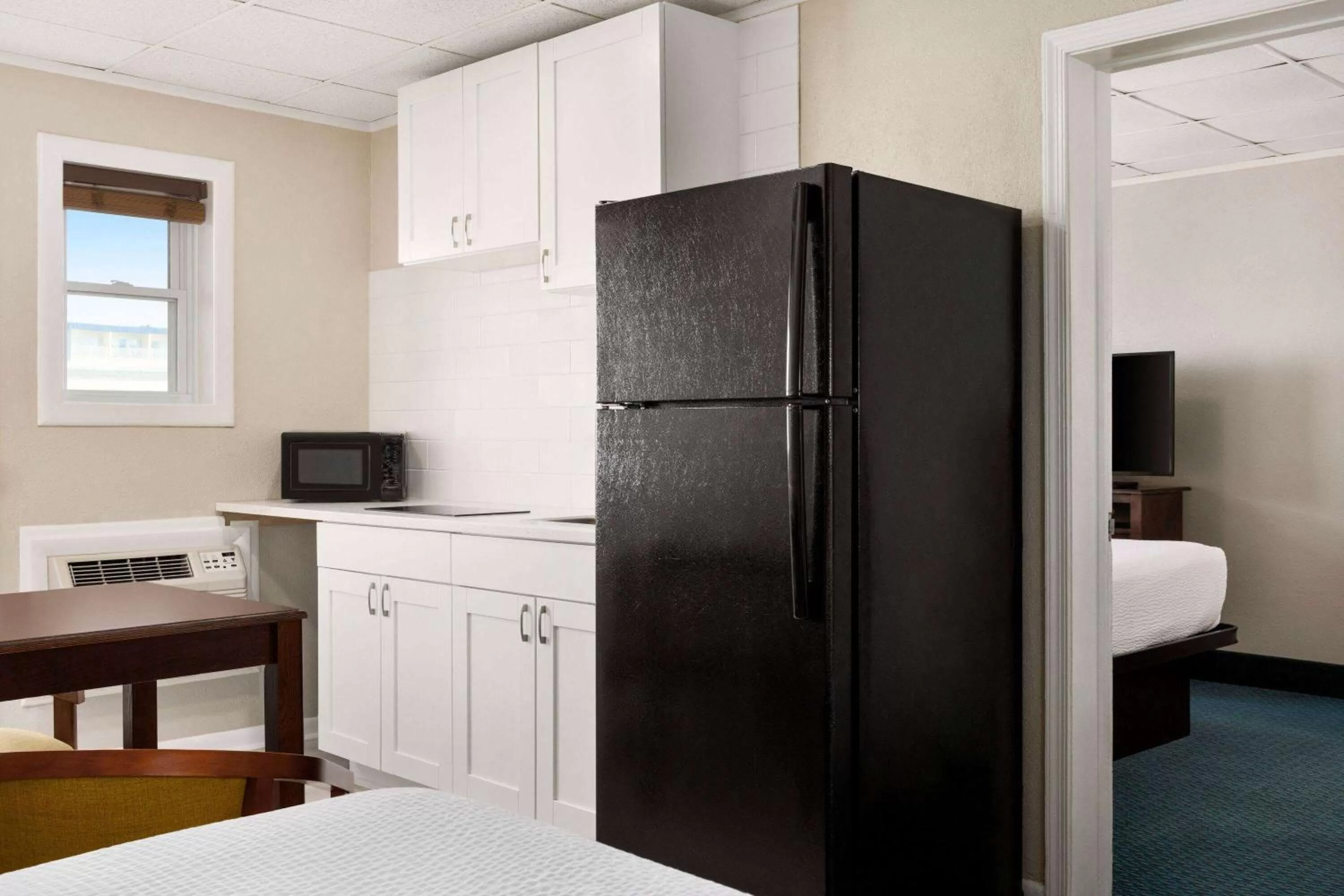 Bed in Days Inn by Wyndham Ocean City Oceanfront