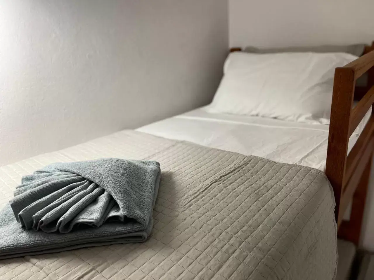 Triple Room with Bathroom in Pousada Lanea Experience Triple Room with Bathroom in Pousada Lanea Experience