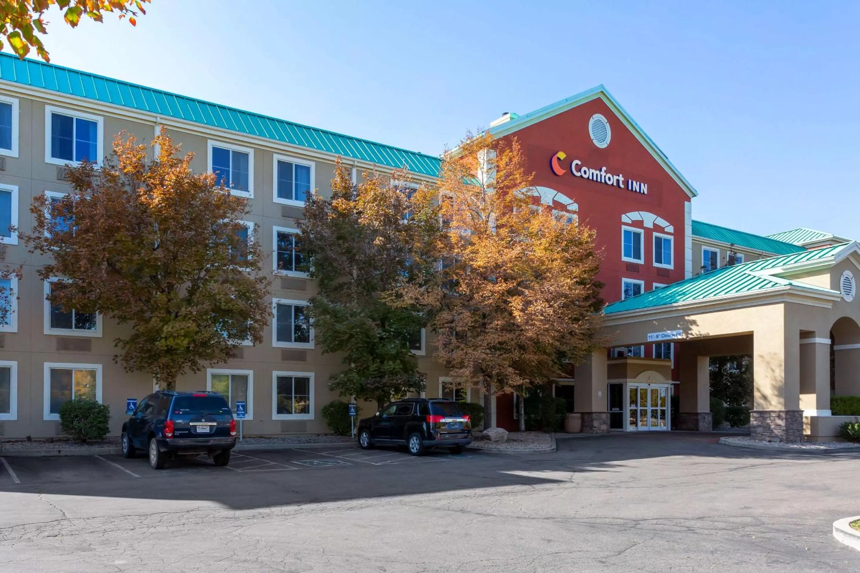 Property building in Comfort Inn West Valley - Salt Lake City South