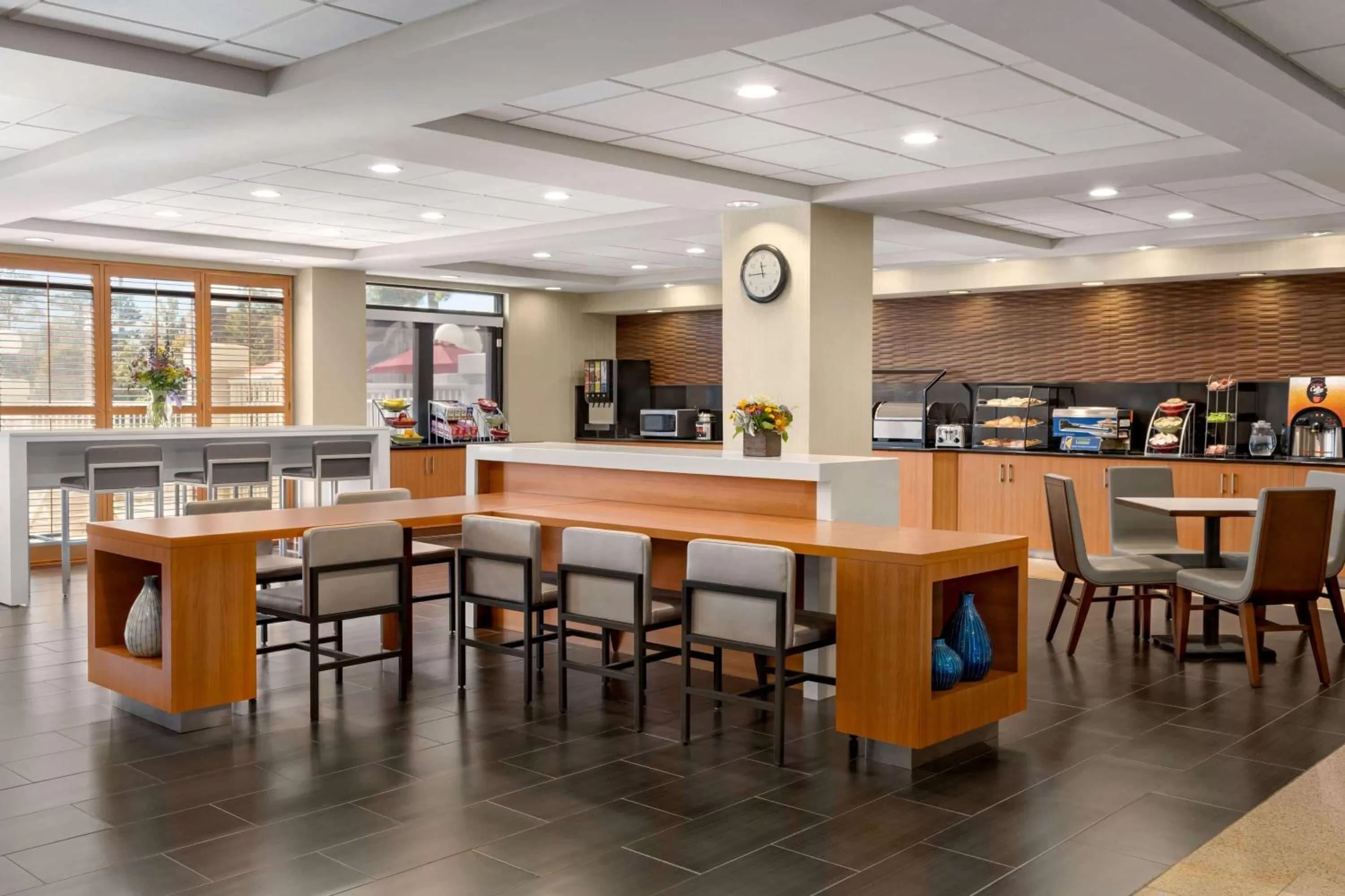 Restaurant/places to eat in Wingate by Wyndham Wilmington