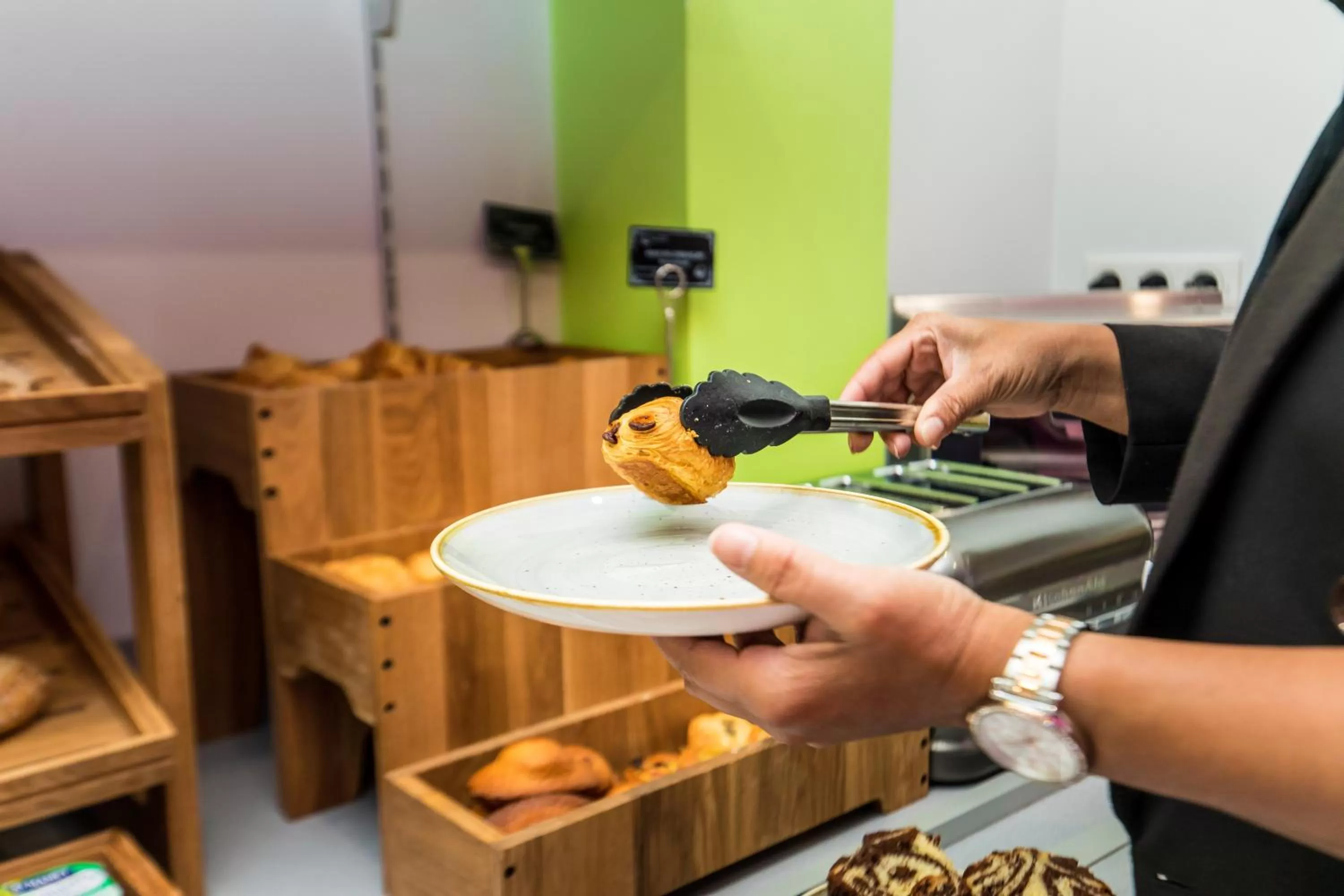 Food in HOTEL DE PARIS MONTPARNASSE