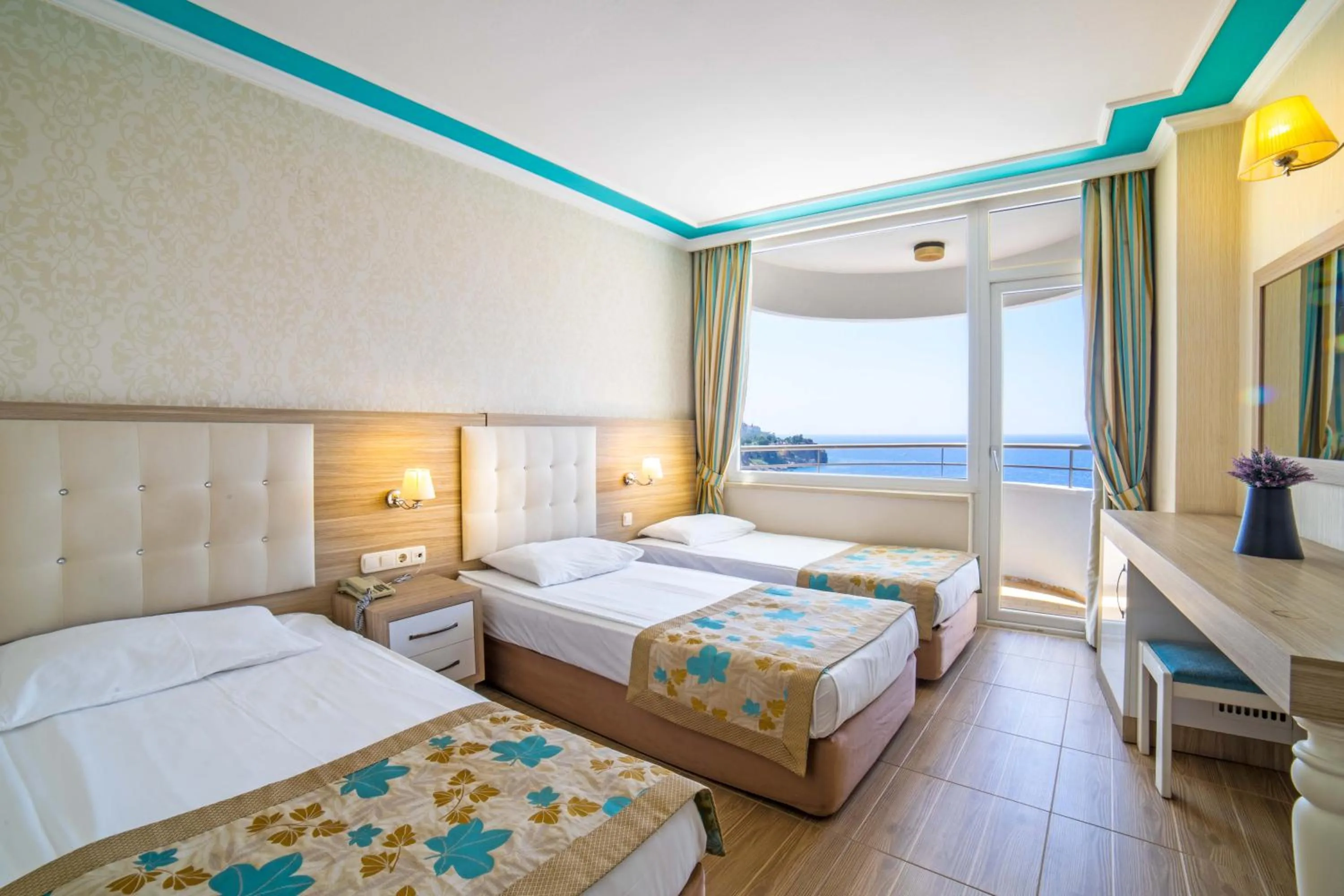 Massage, Bed in Cender Hotel