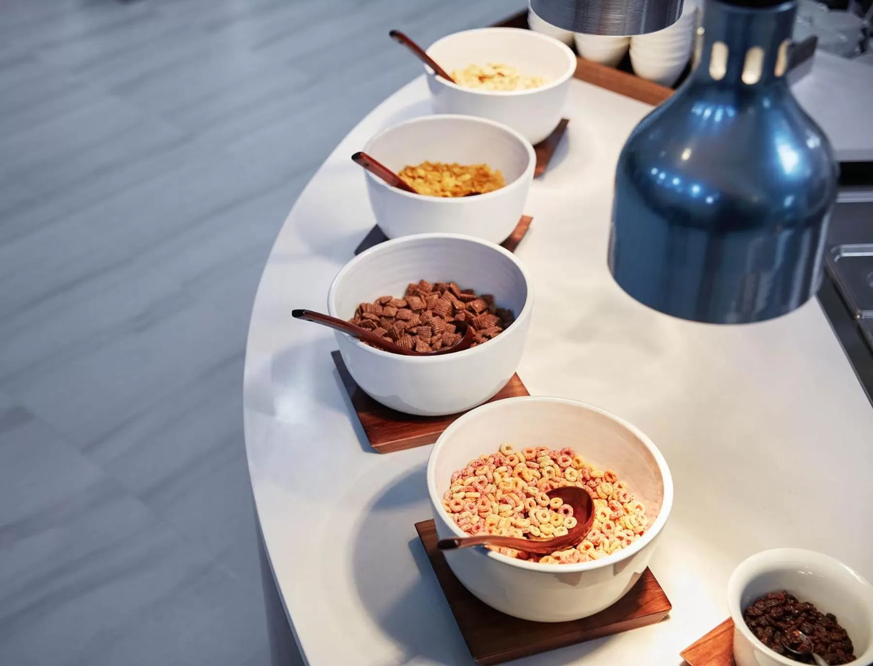 Restaurant/places to eat in Days Hotel & Suites by Wyndham Incheon Airport