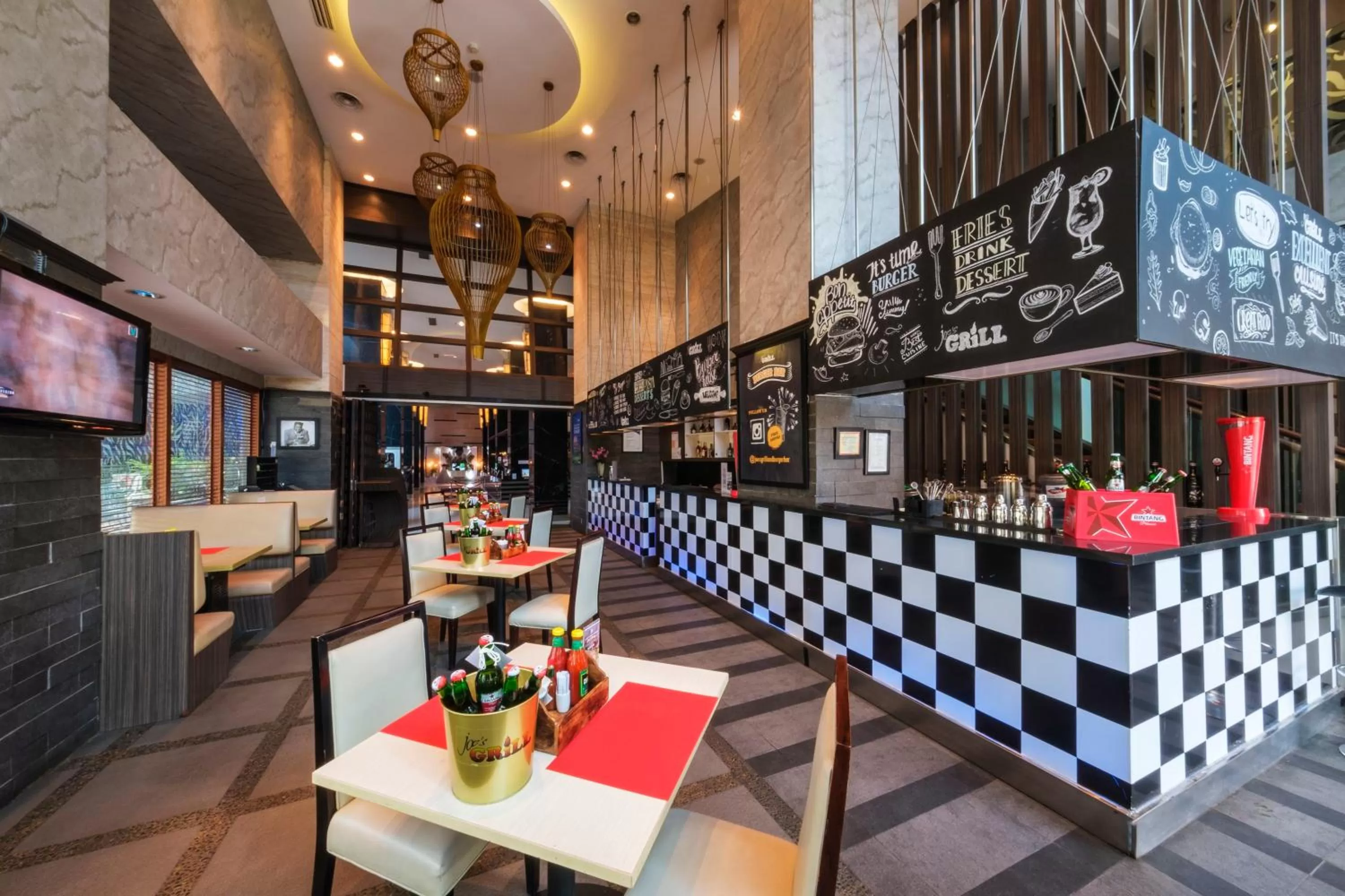 Restaurant/places to eat in Swiss-Belhotel Mangga Besar