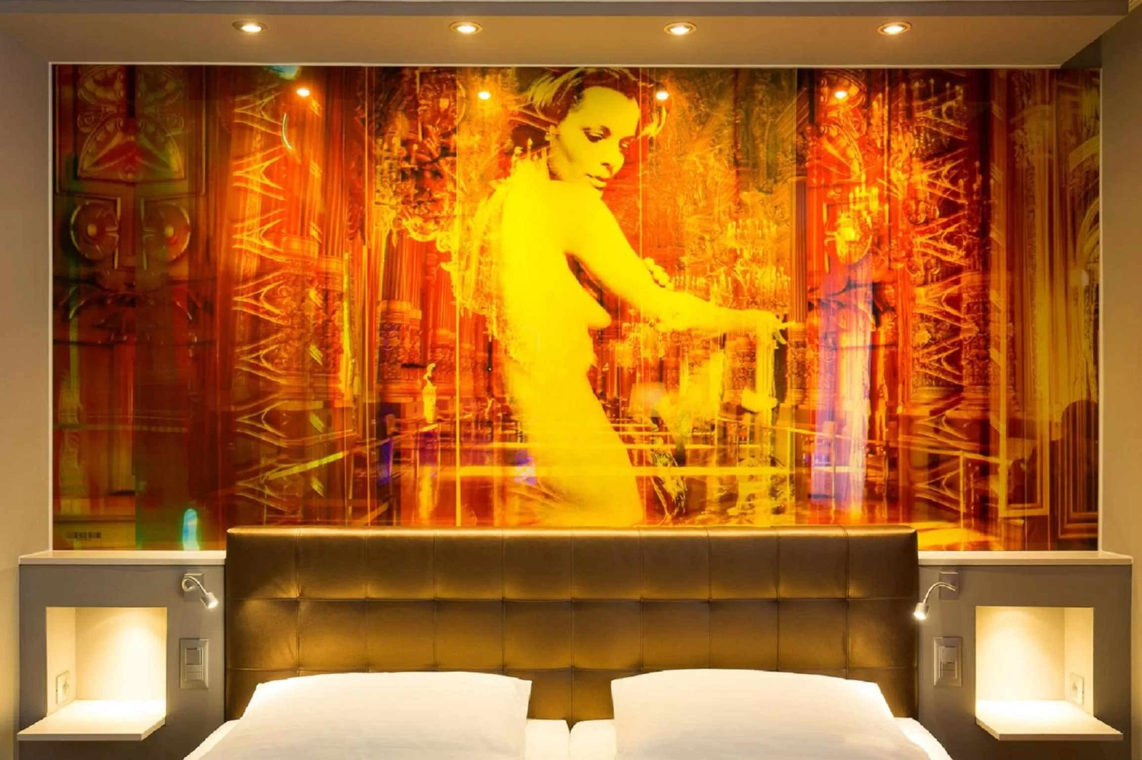 Bedroom, Bed in Der Wilhelmshof