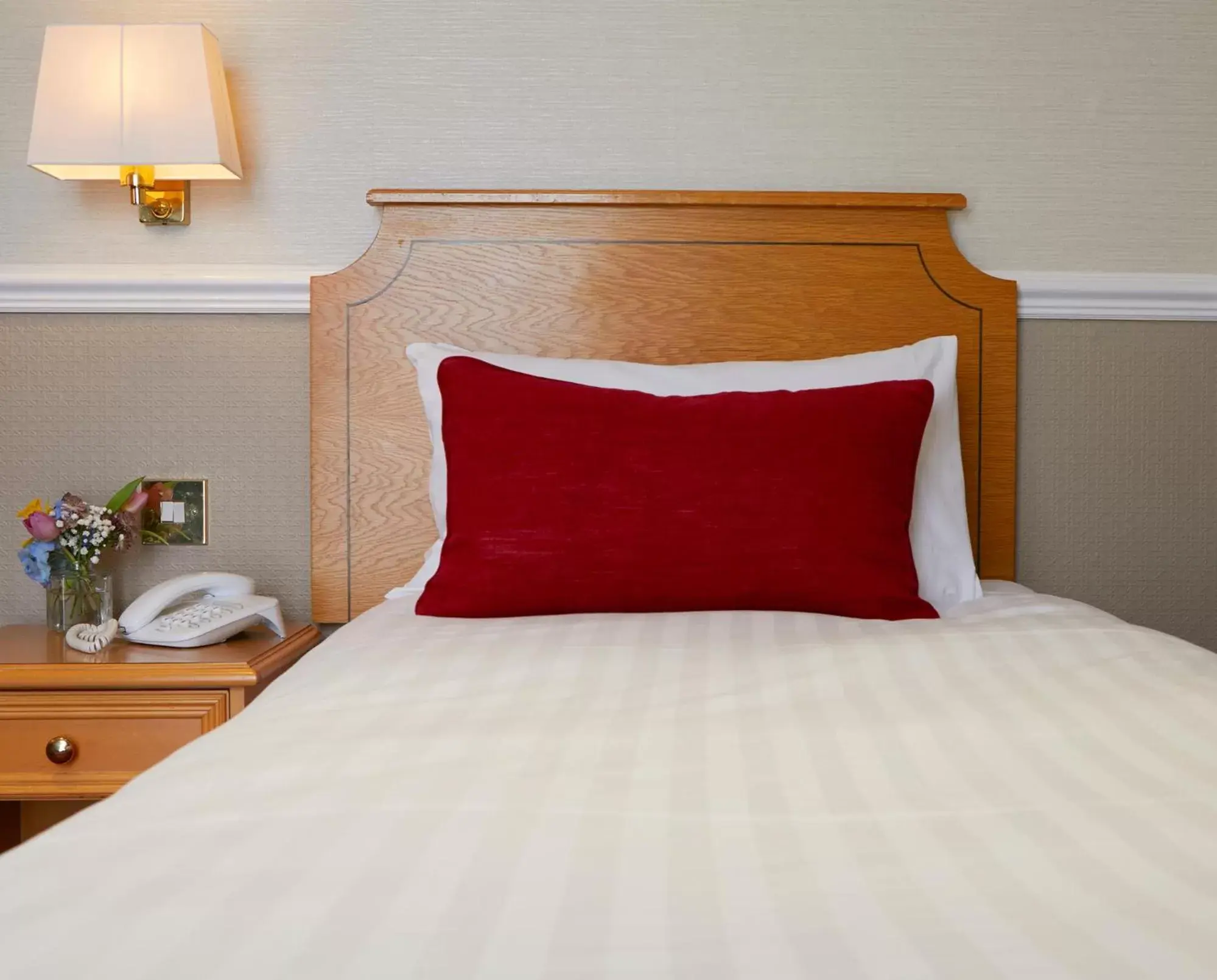 Classic Single Room in Palm Court Hotel Classic Single Room in Palm Court Hotel