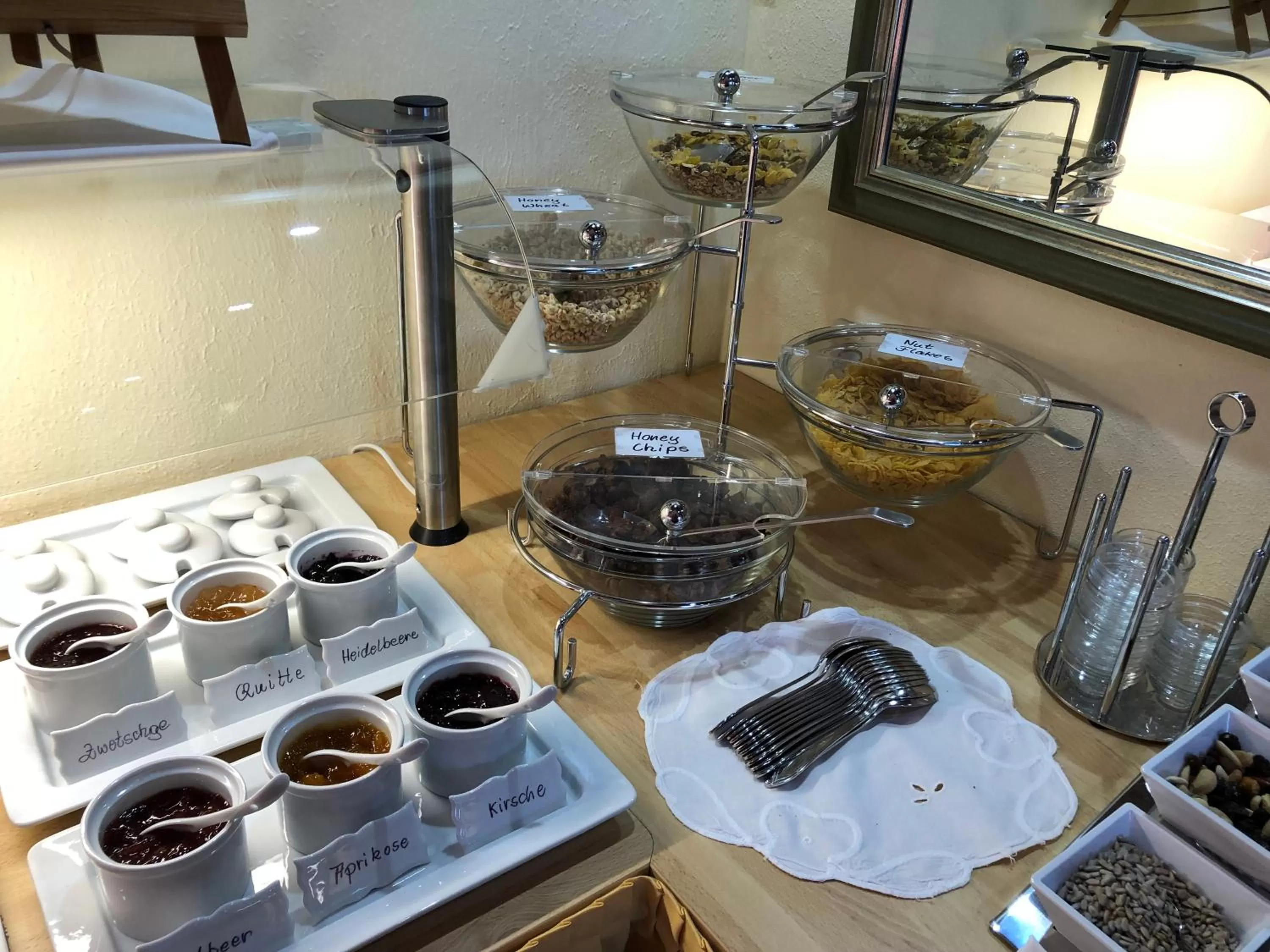 Food and drinks in Hotel Alpenrose gut schlafen & frühstücken