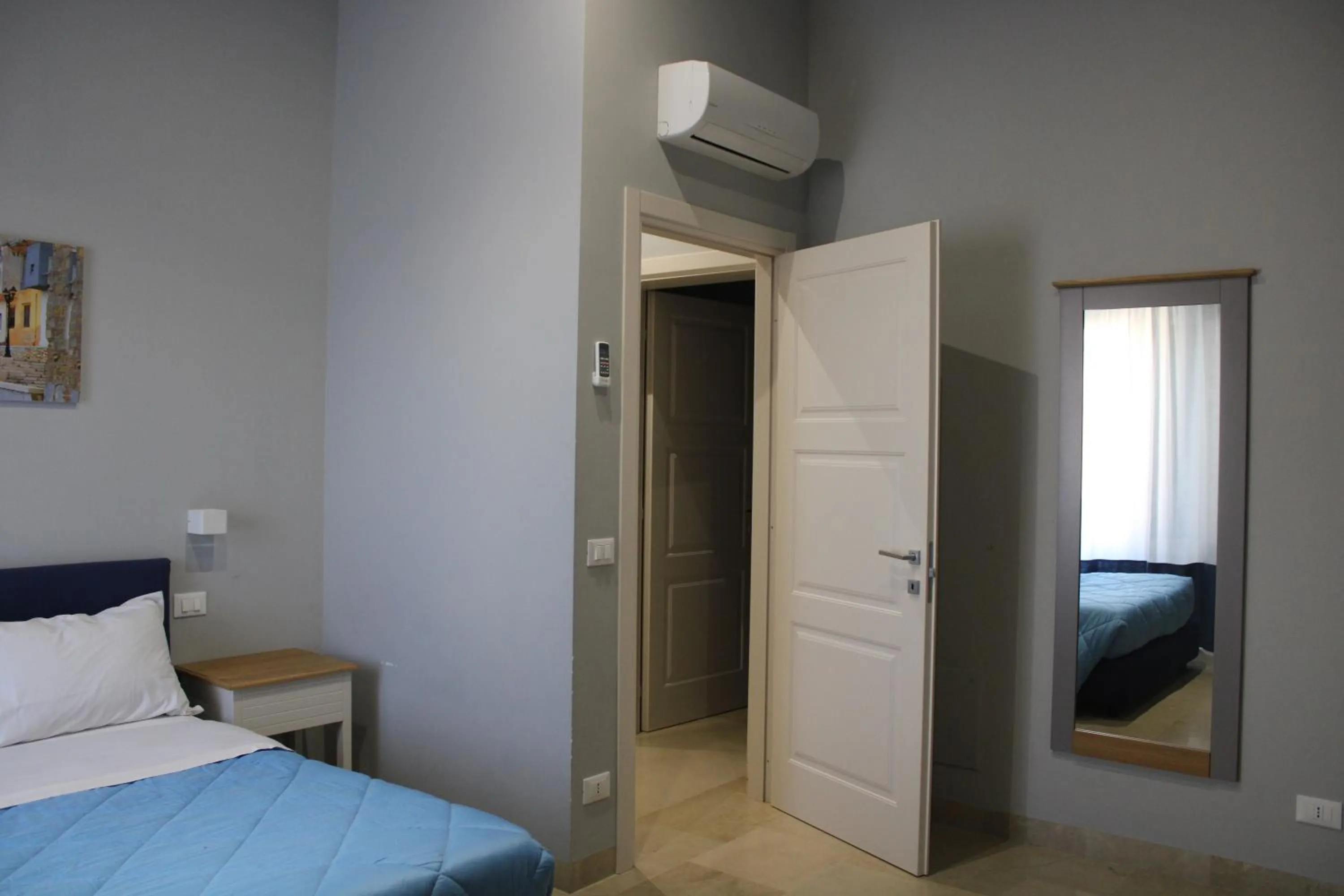 Bedroom, Bed in ZIBIBBO SUITES & ROOMS - Aparthotel in Centro Storico a Trapani
