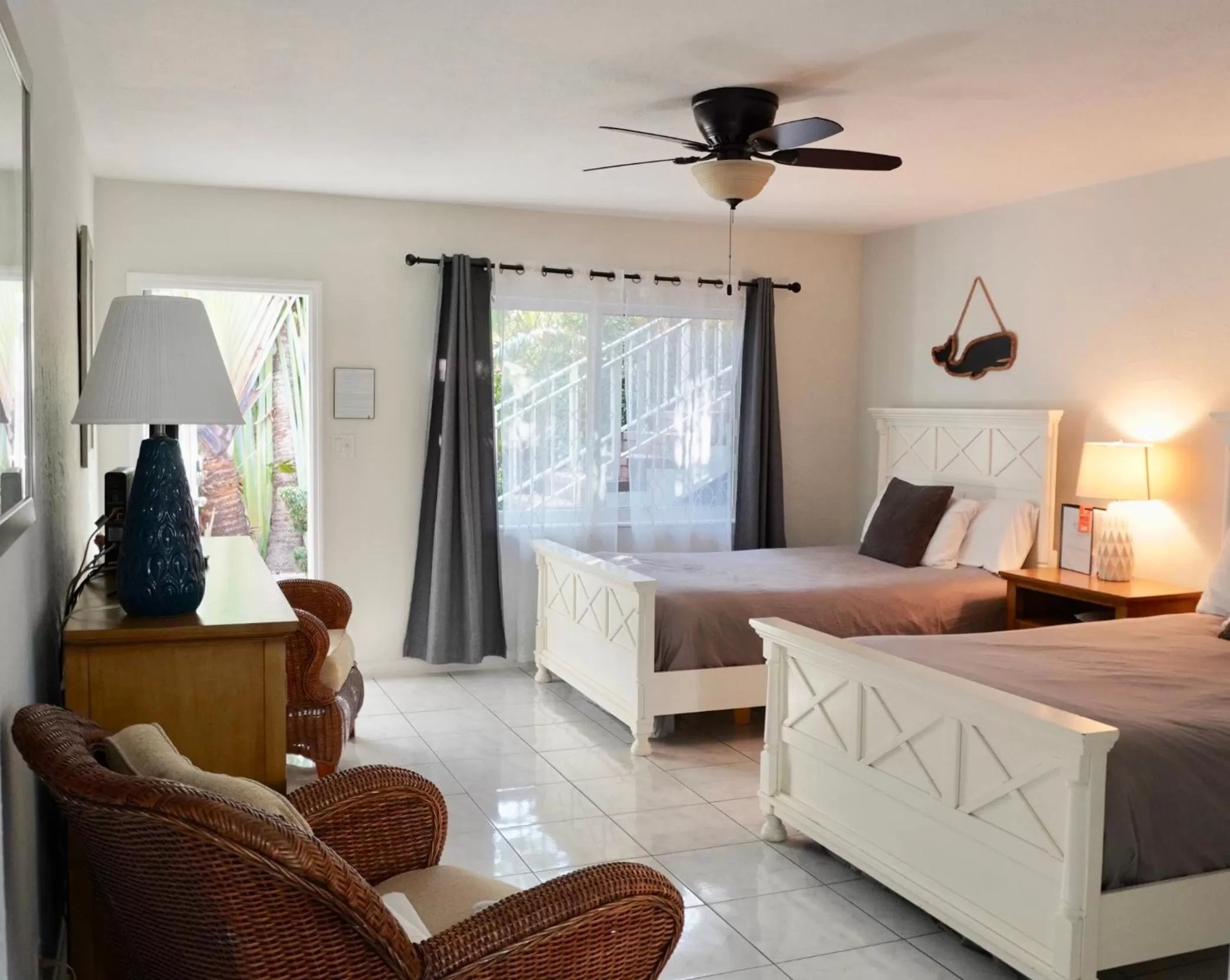 Photo of the whole room, Bed in 4145 By The Sea Inn & Suites