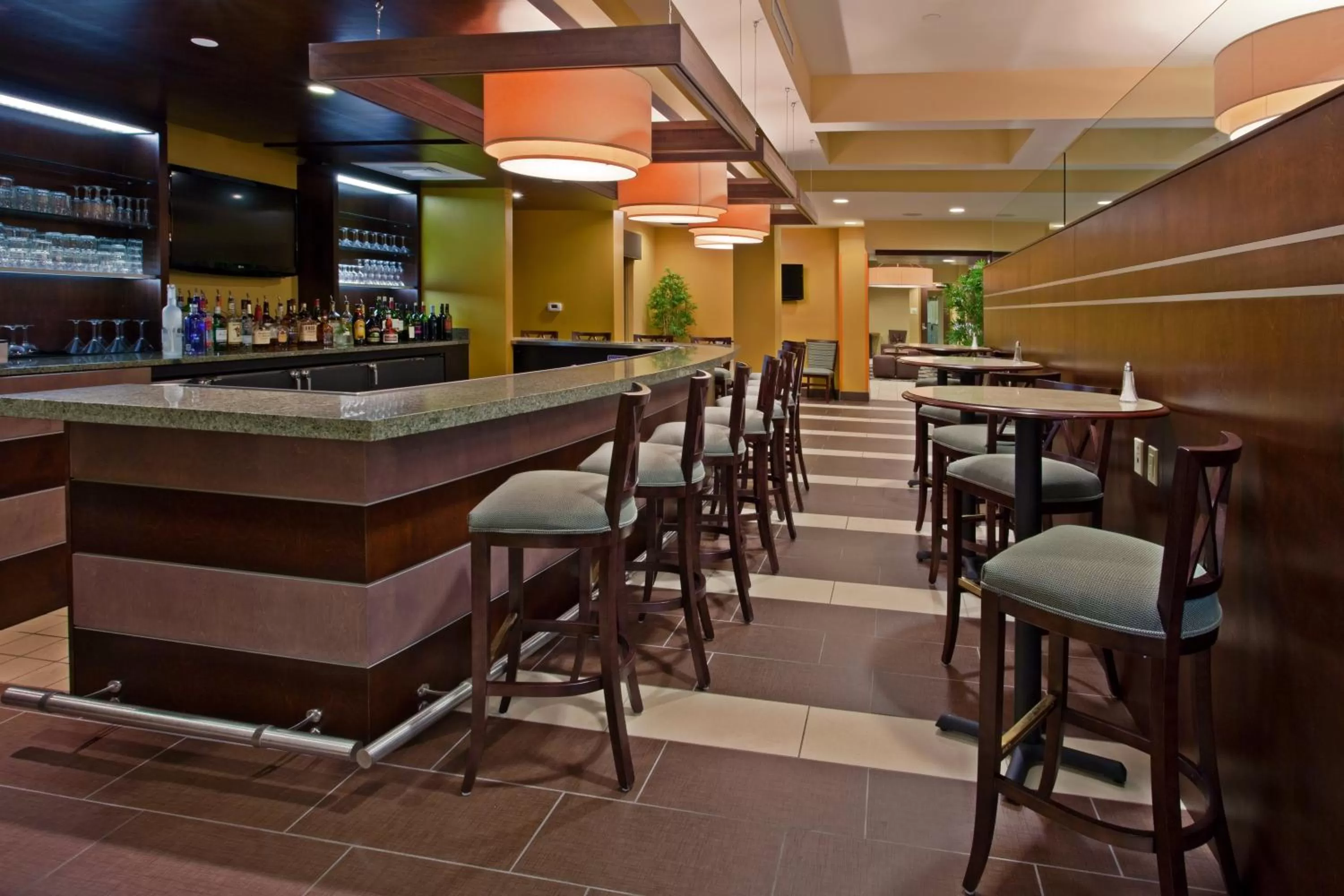 Lounge or bar in Holiday Inn Titusville/Kennedy Space Center by IHG