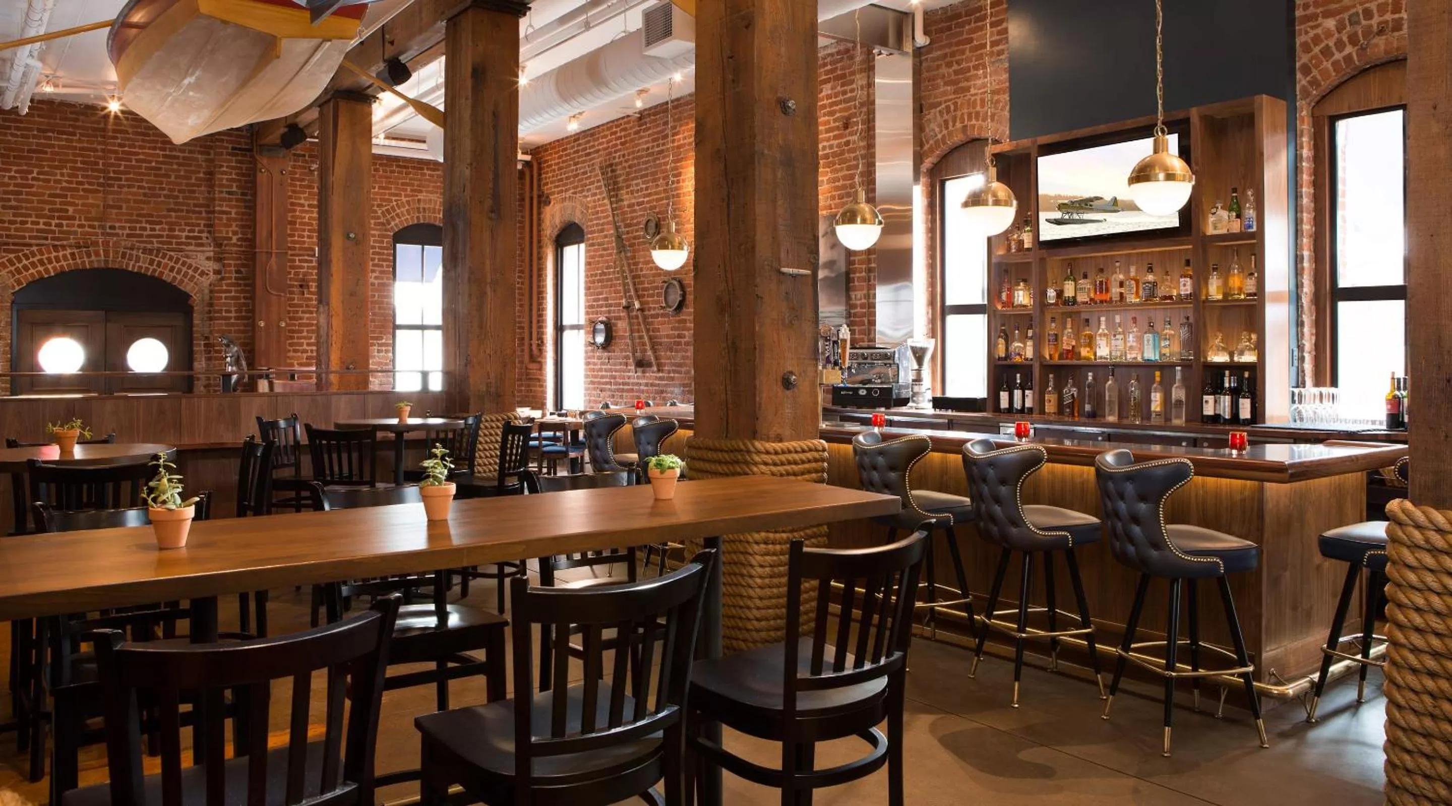 Restaurant/places to eat in Argonaut Hotel, a Noble House Hotel