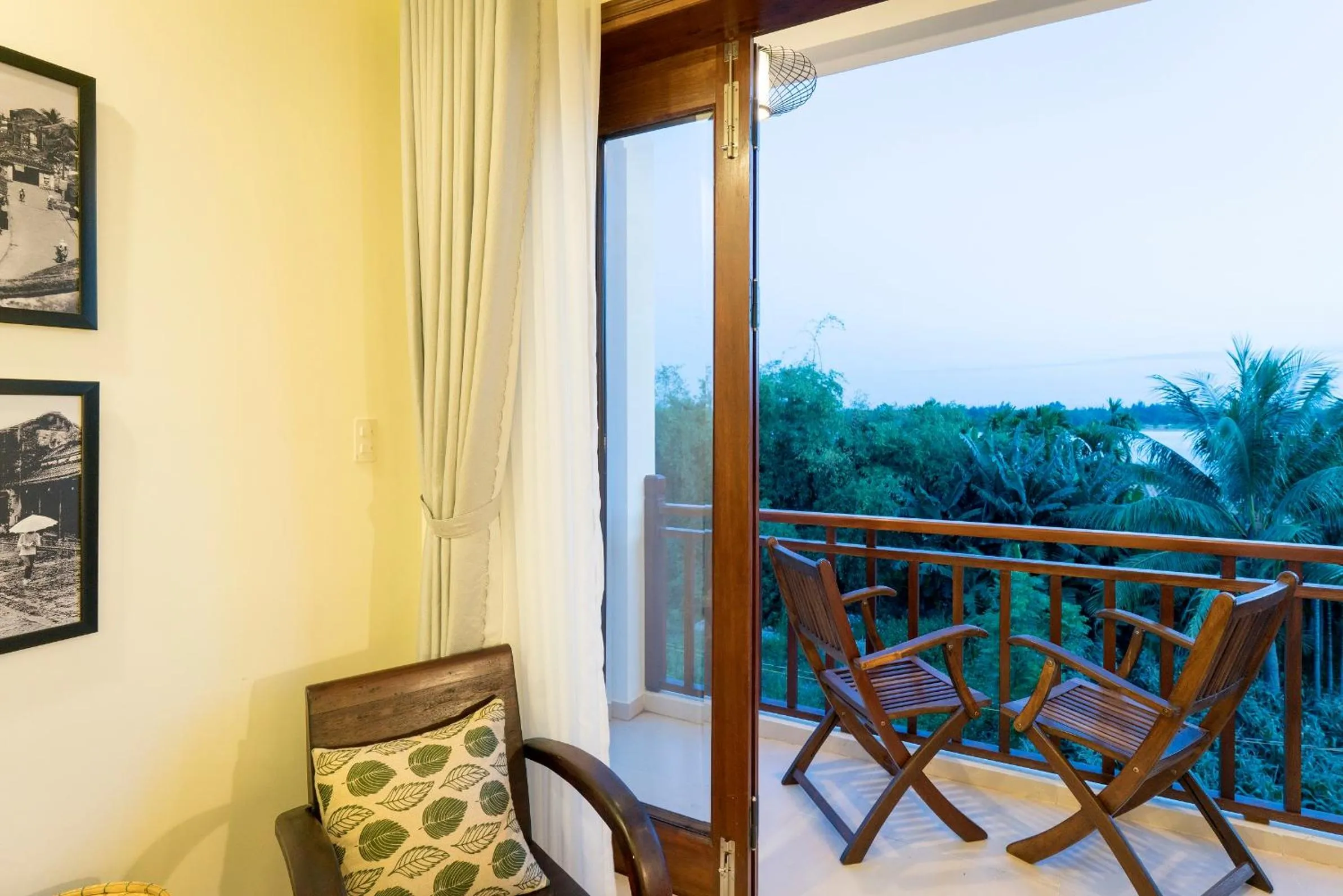 Balcony/Terrace in Riverside Hamlet Homestay & Villa