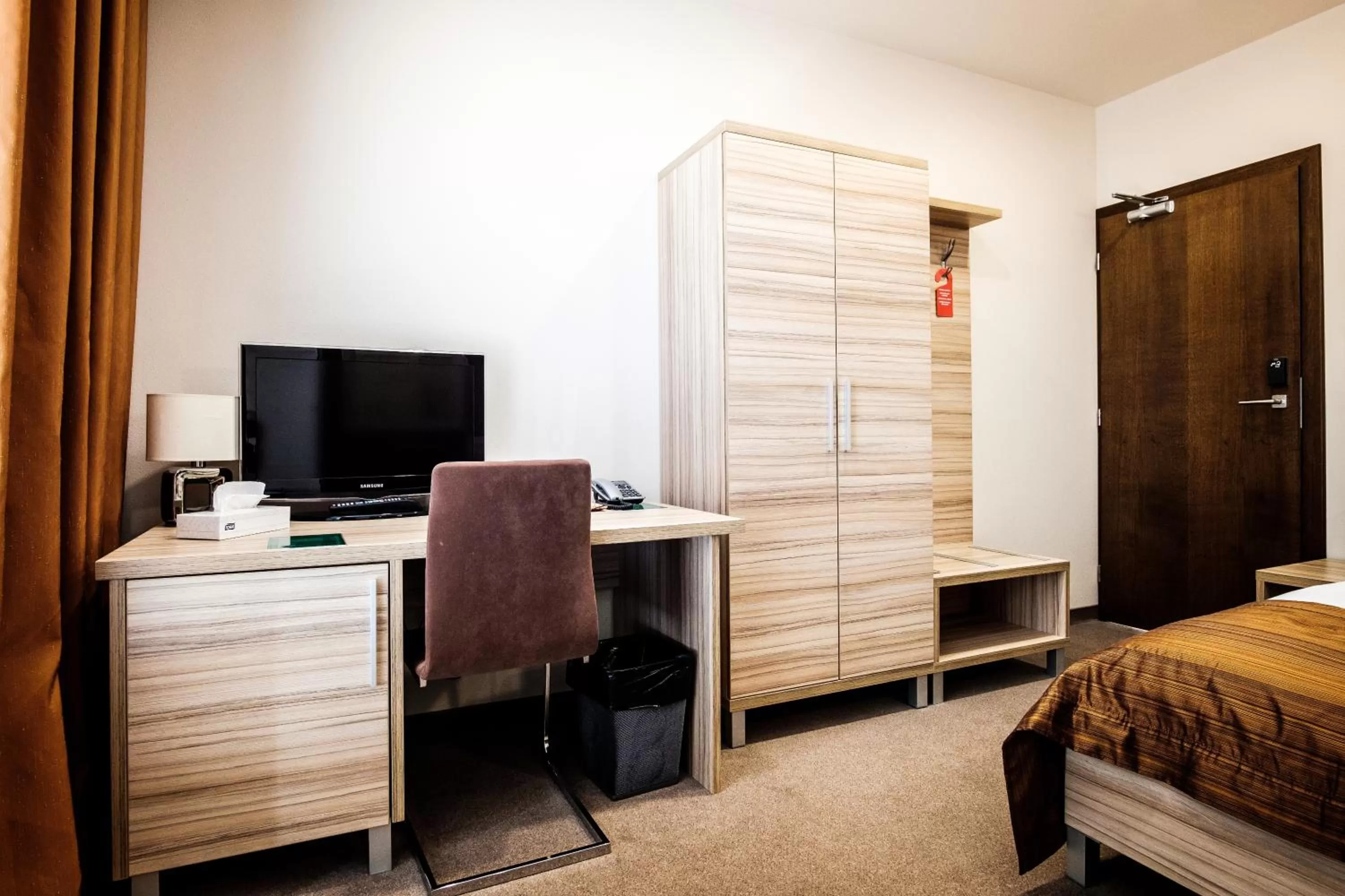 Decorative detail, Bed in Hotel Deluxe with free Wellness and Fitness Centrum