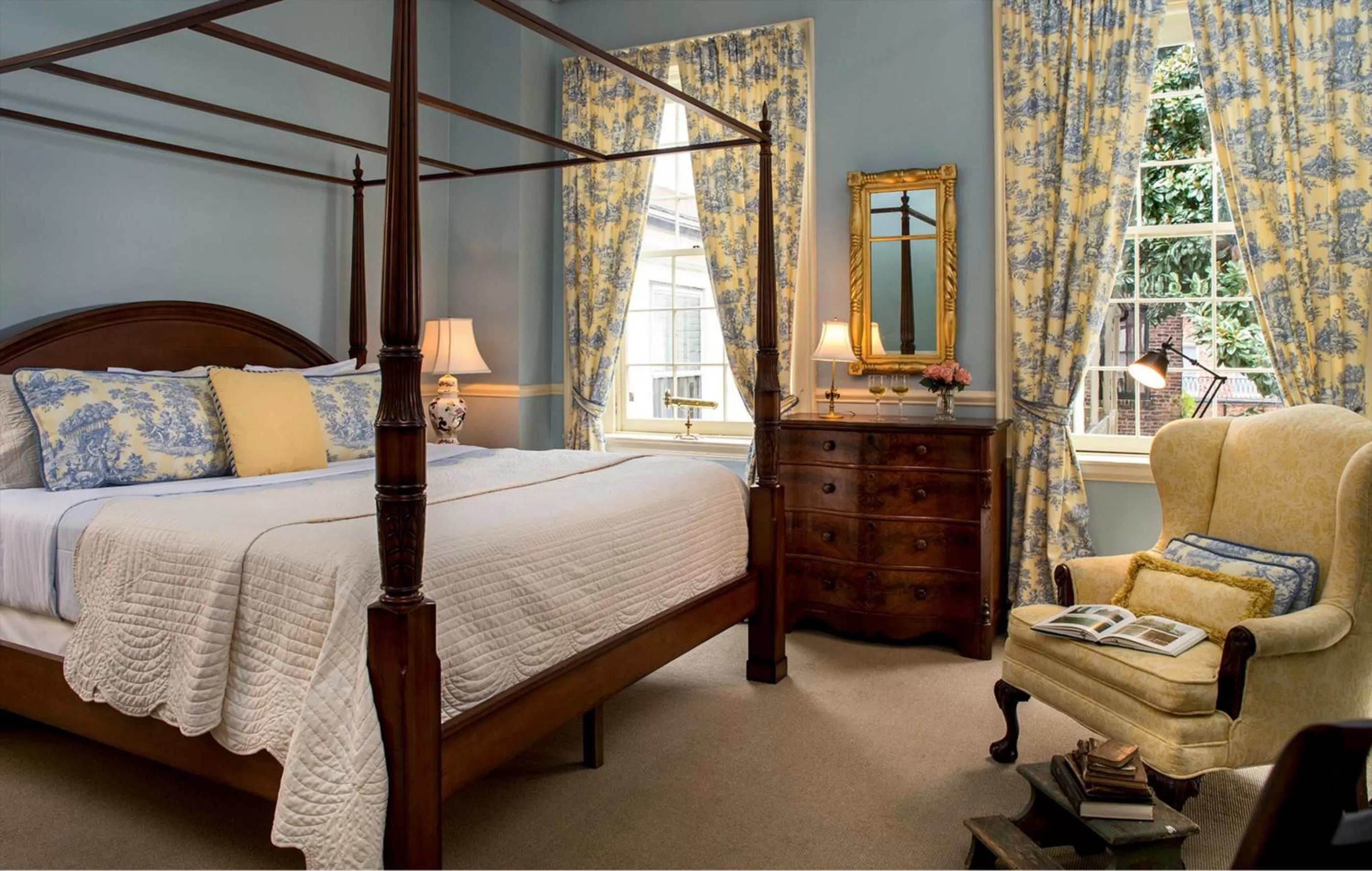 Bed in Rachael's Dowry Bed and Breakfast