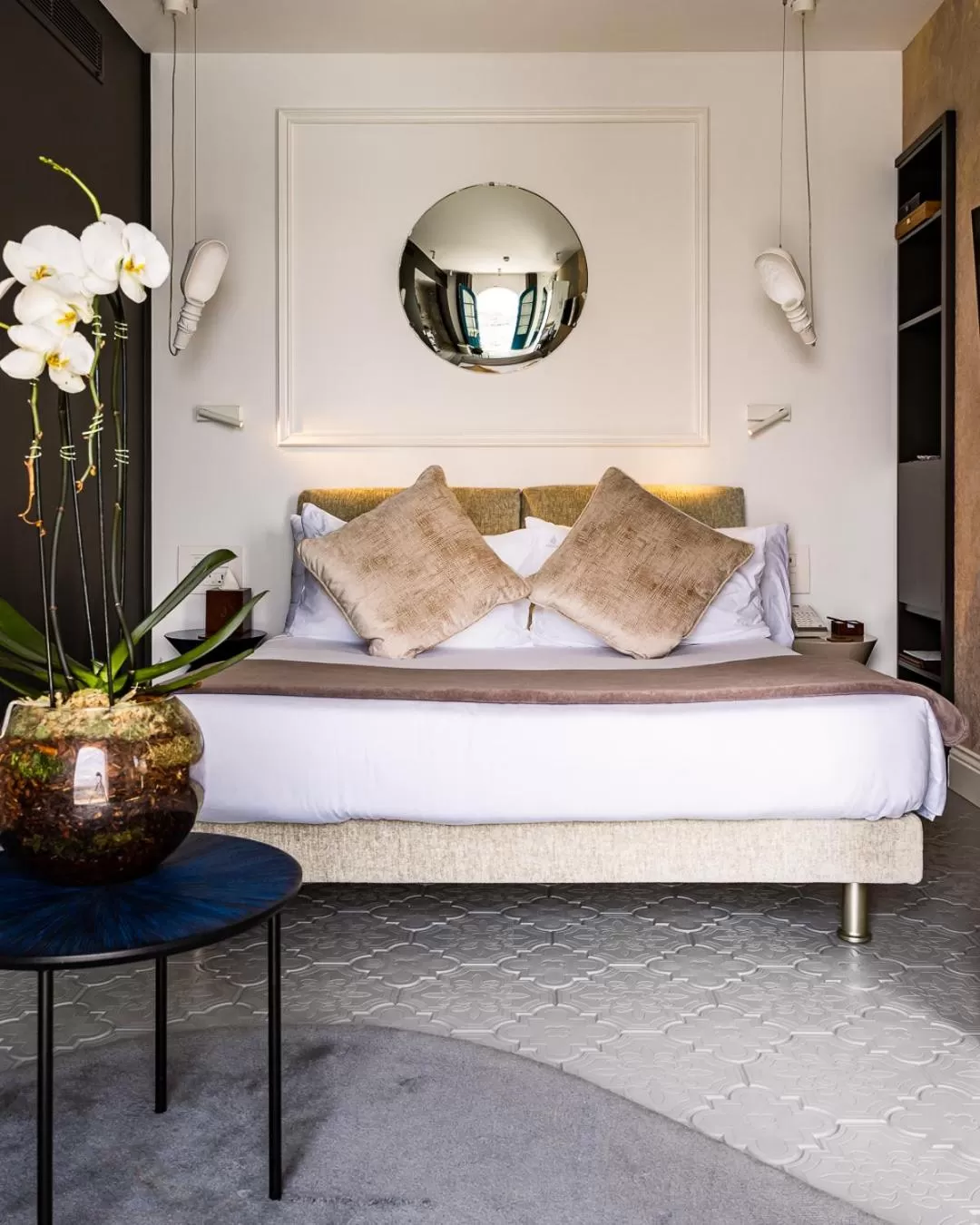 Bed in Iniala Harbour House